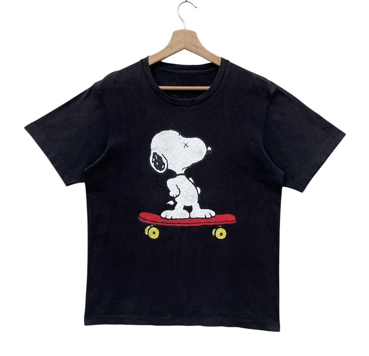 Kaws RARE🔥 Kaws x Peanuts Size US M / EU 48-50 / 2 - 1 Thumbnail