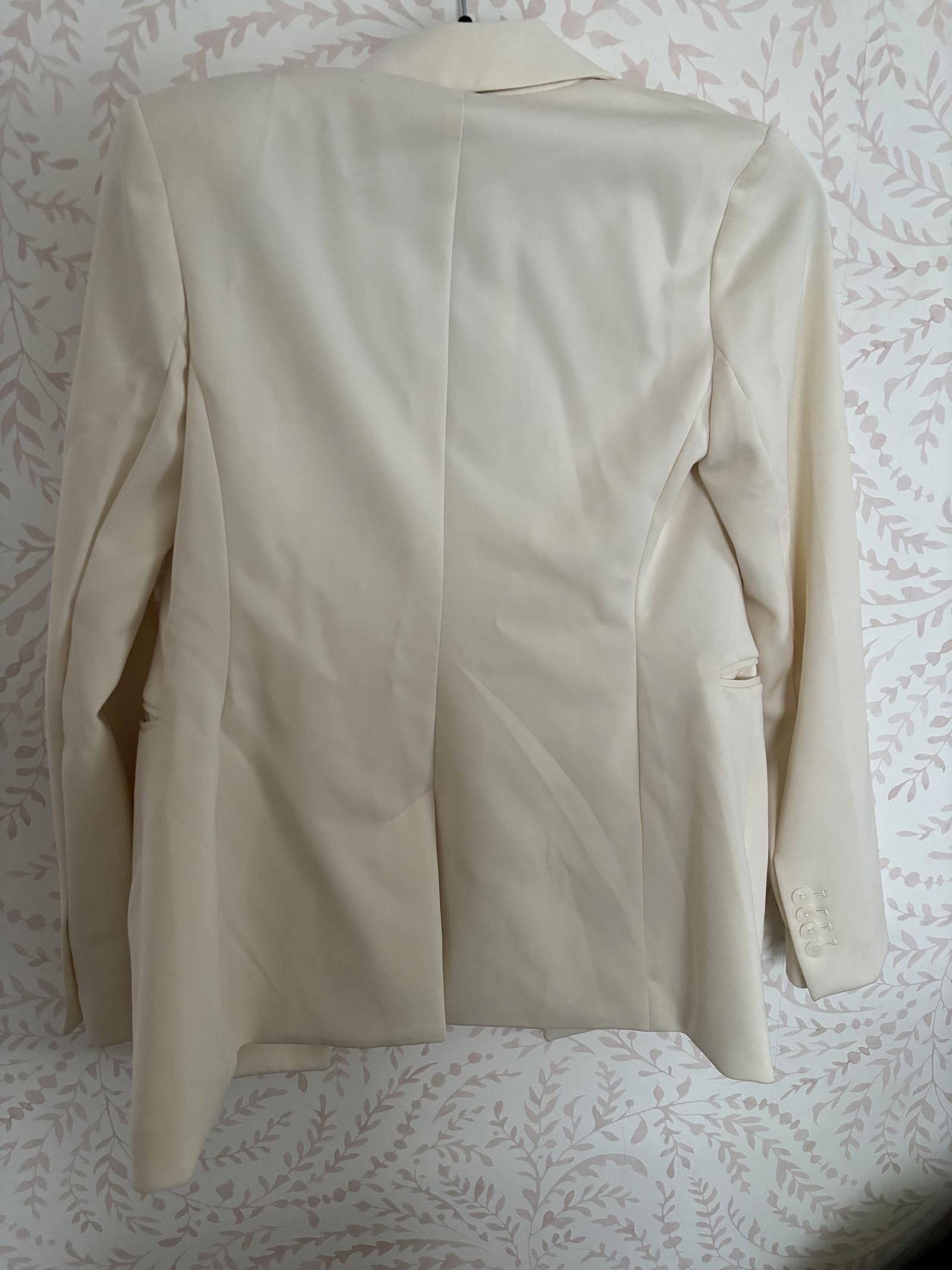 Express NWT Express Women's Double-Breasted Blazer - Ivory Jacket XS Size XS / US 0-2 / IT 36-38 - 5 Thumbnail