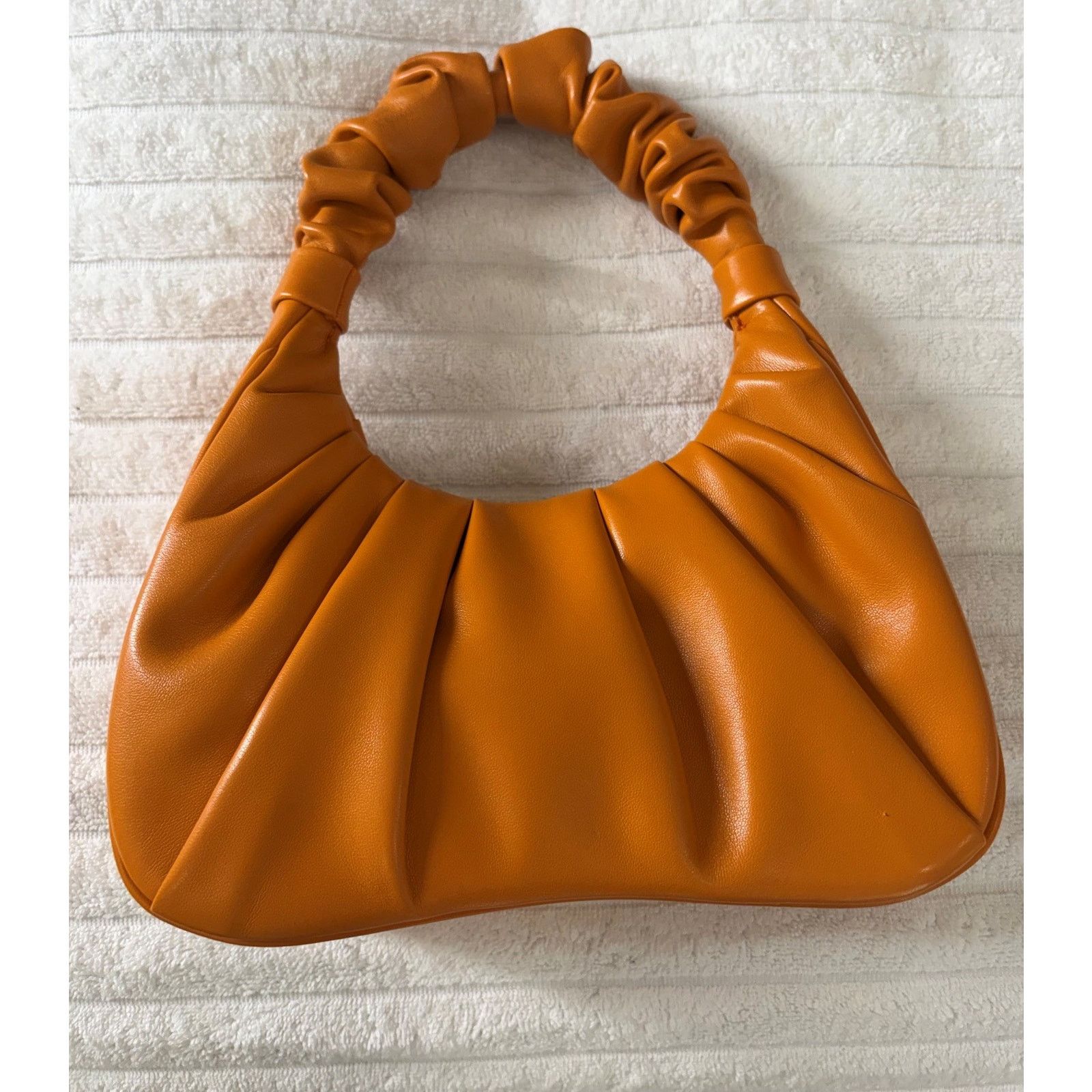 JW PEI JW PEI Gabbi Ruched Orange Vegan Leather Shoulder Fall bag Size ONE SIZE - 2 Thumbnail
