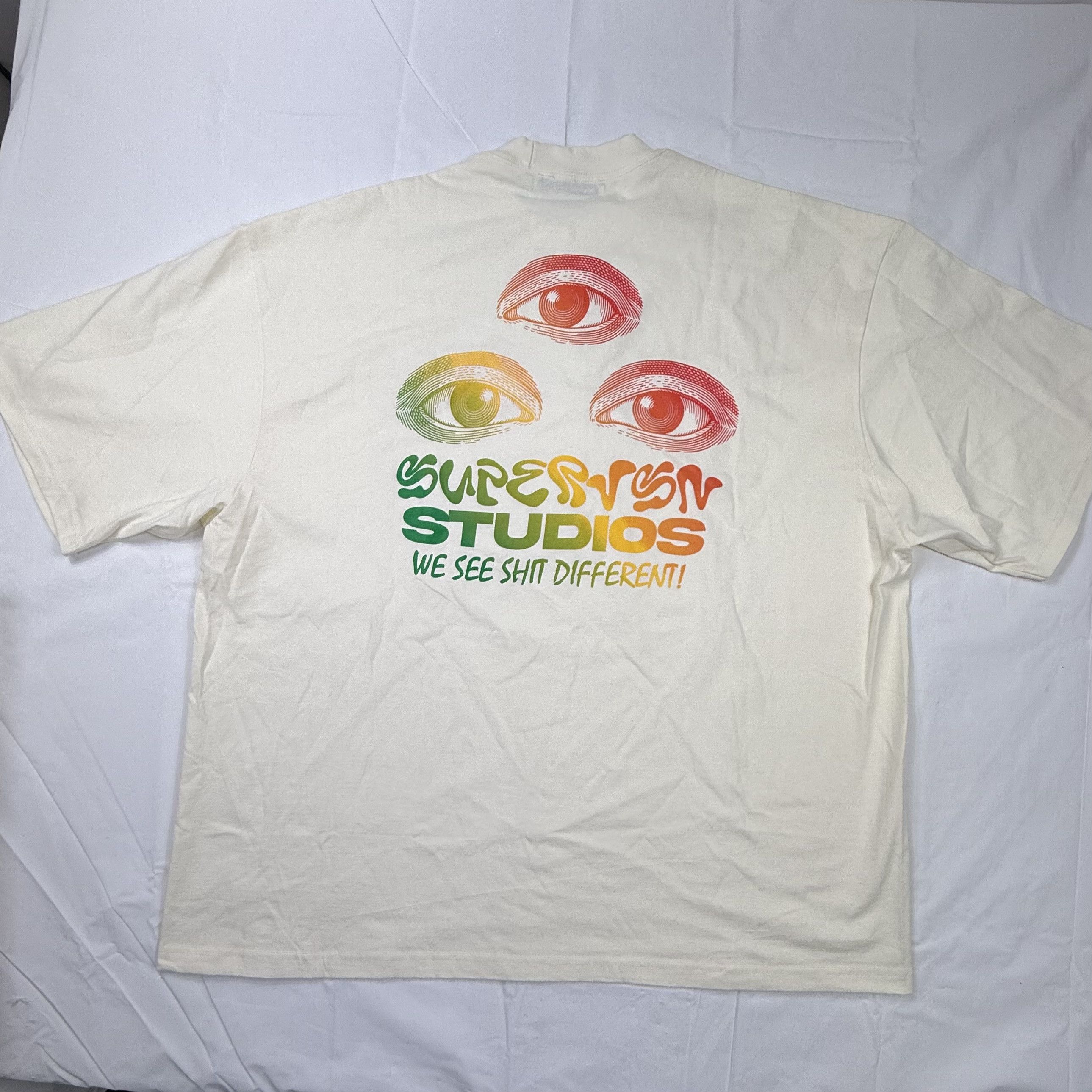 Supervsn Supervsn Studios See Shit Different Graphic T-Shirt XXL Size US XXL / EU 58 / 5 - 1 Thumbnail