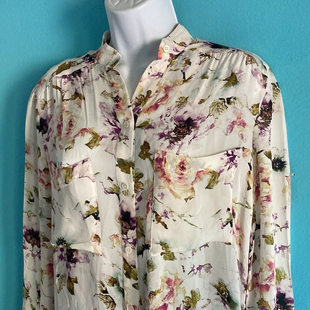 Haute Hippie Haute Hippie Womens Size XS Floral Cream Silk Button Up Blou Size XS / US 0-2 / IT 36-38 - 5 Thumbnail
