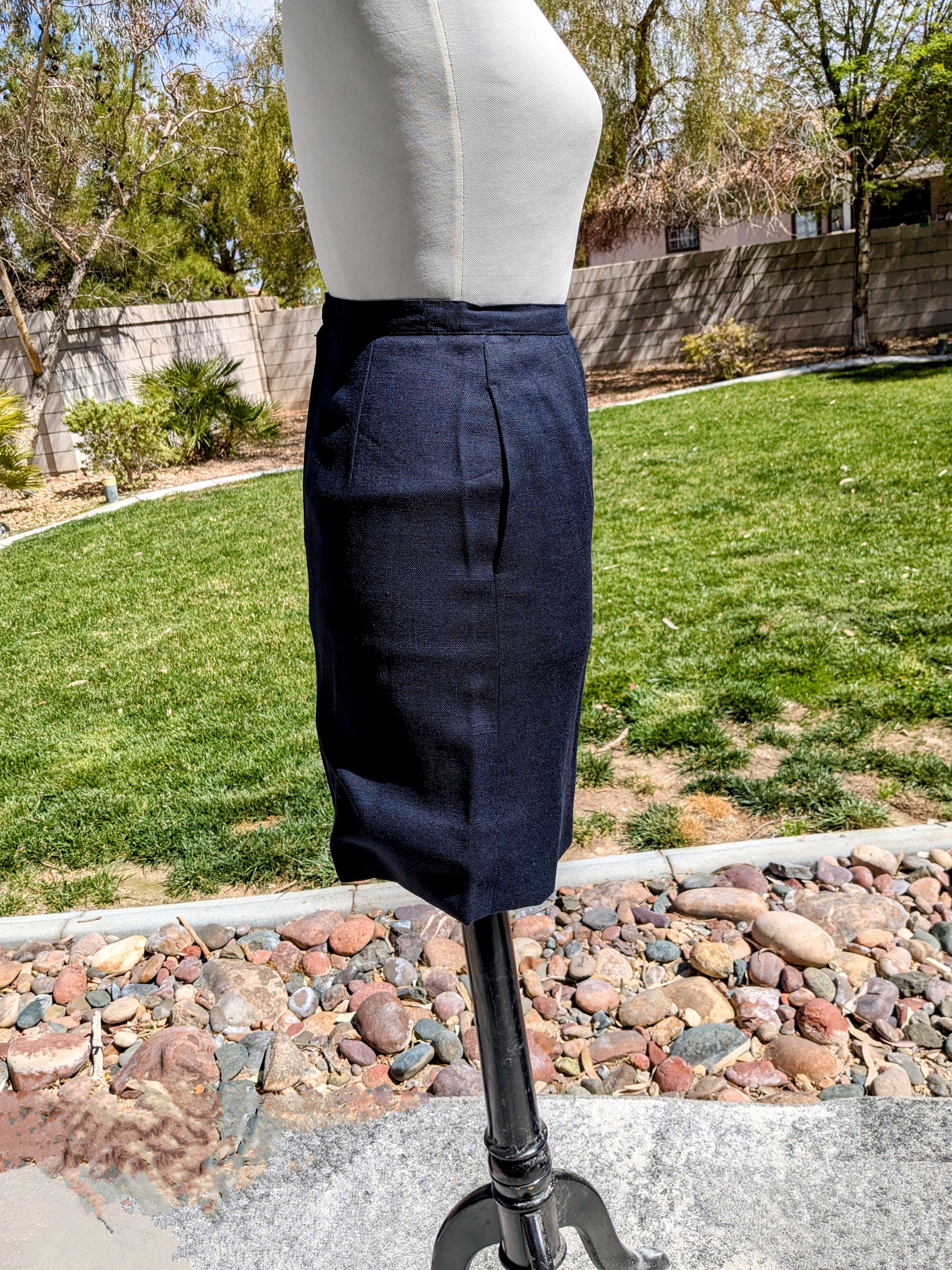 Vintage Vintage 1980s Double Breasted Jacket+Skirt 2pc Petite Outfit Size M / US 6-8 / IT 42-44 - 8 Thumbnail