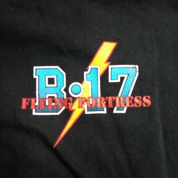 Vintage Vintage B-17 Flying Fortress Aluminum Overcast T-Shirt Size US XXL / EU 58 / 5 - 3 Thumbnail