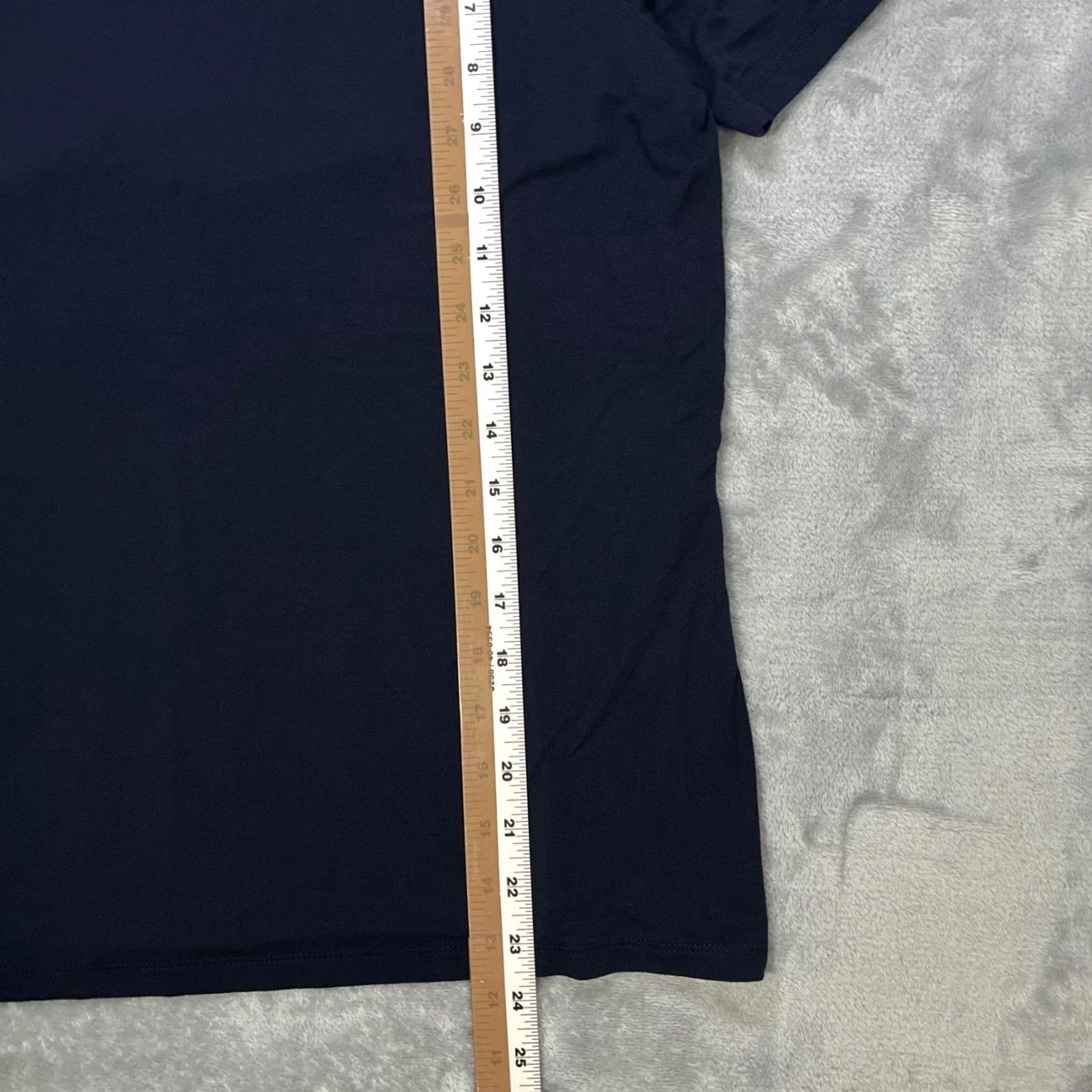 Brooks Brothers Brooks Brothers Red Fleece Navy Blue Scoop Neck Shirt L Rayon Blend Women's Size L / US 10 / IT 46 - 7 Thumbnail