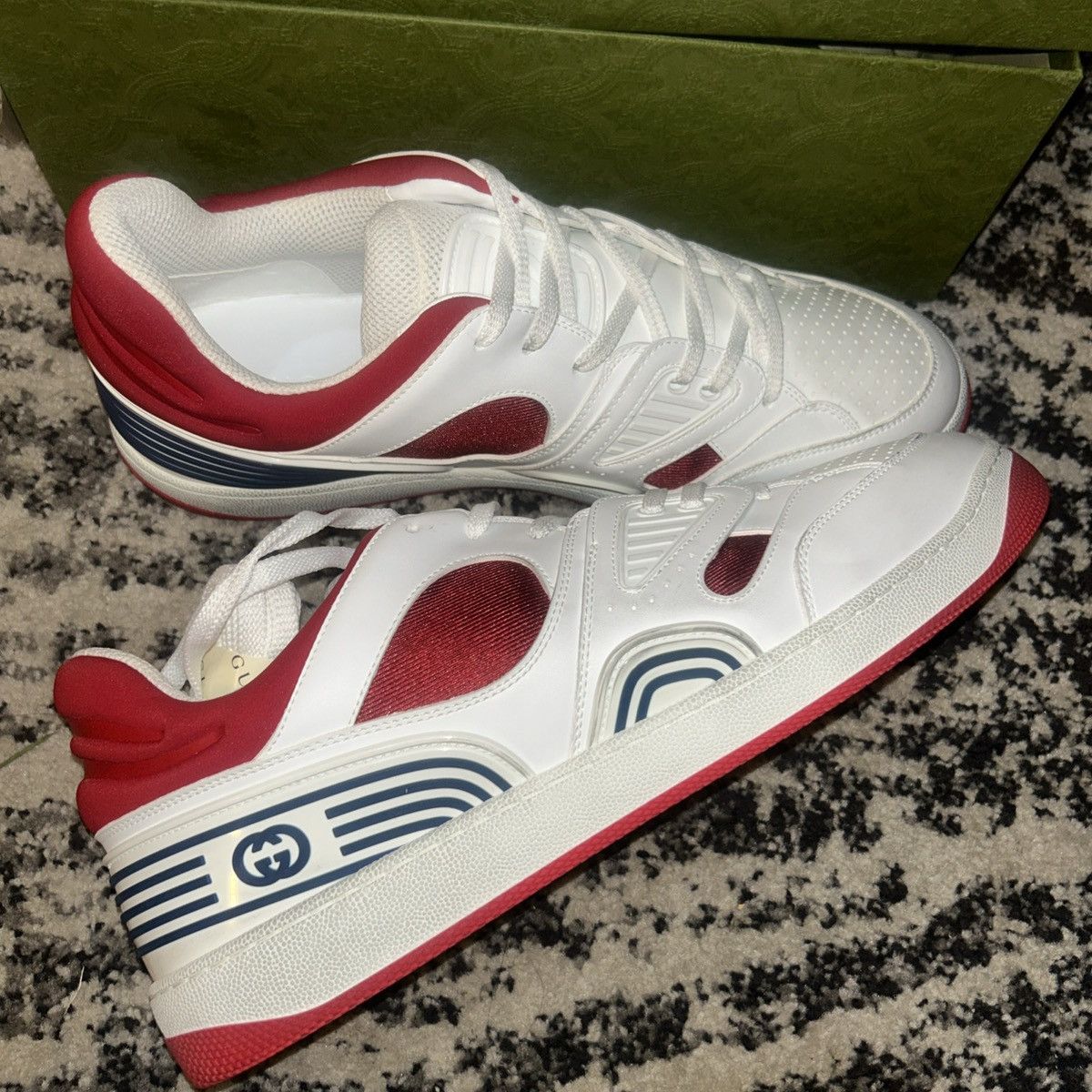 Gucci Gucci Demetra Basket Low Sneaker White/Red Size US 12.5 / EU 45-46 - 3 Thumbnail