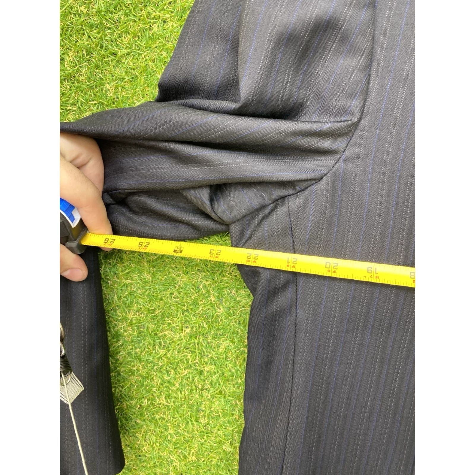 Vintage Hickey Freeman Blazer Mens 44R Black Stripe Wool 2-Button Notch Single-Breasted Classic Professional Modern 130’s Jacket Coat Dress Size 44R - 7 Thumbnail