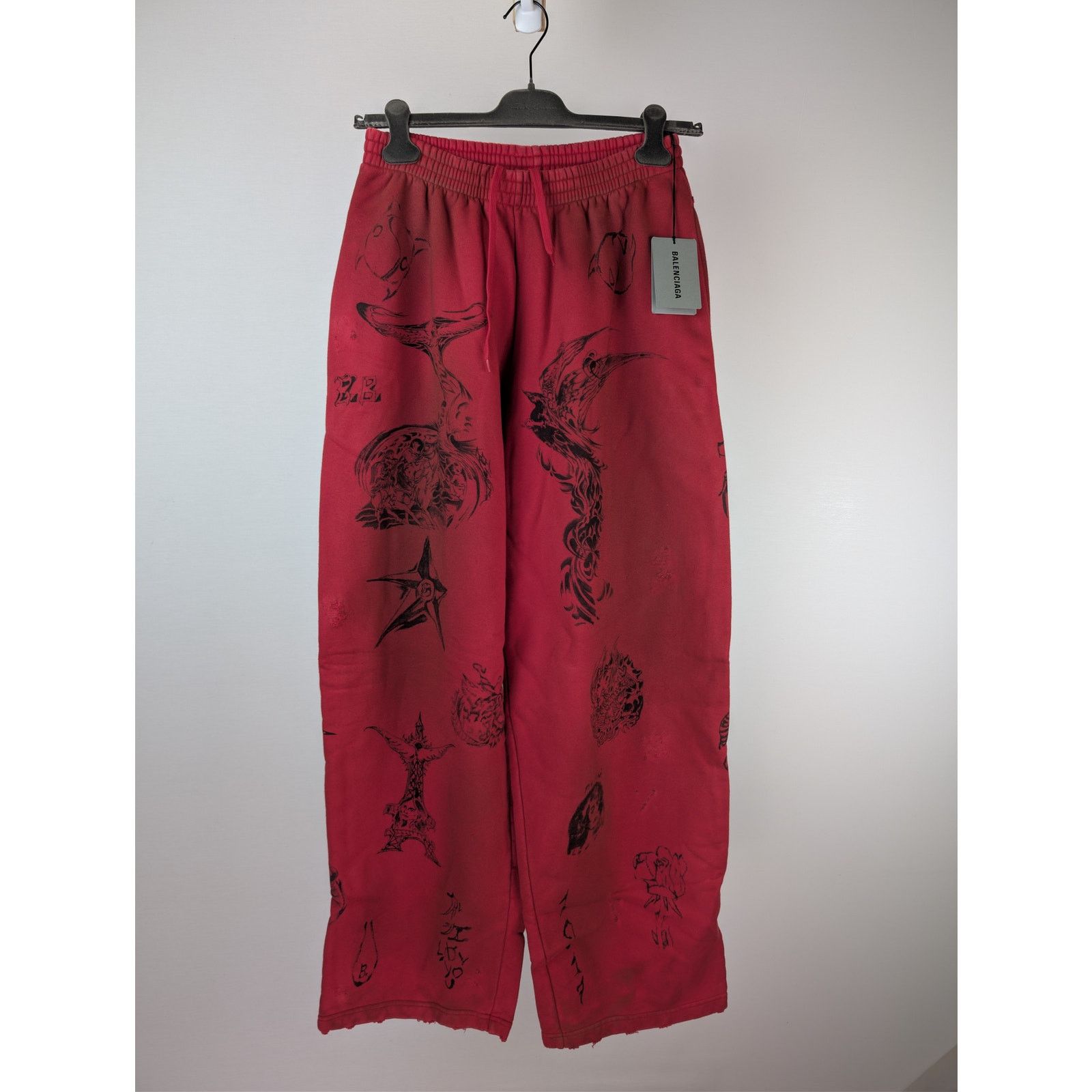 Balenciaga o1rshd1 Baggy Sweatpants & Joggers in Red/Black Size US 32 / EU 48 - 1 Thumbnail