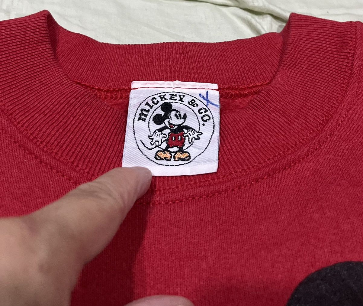 Disney Vintage 90s Disney Mickey Mouse Mirror Print Sweatshirt Size US L / EU 52-54 / 3 - 4 Thumbnail