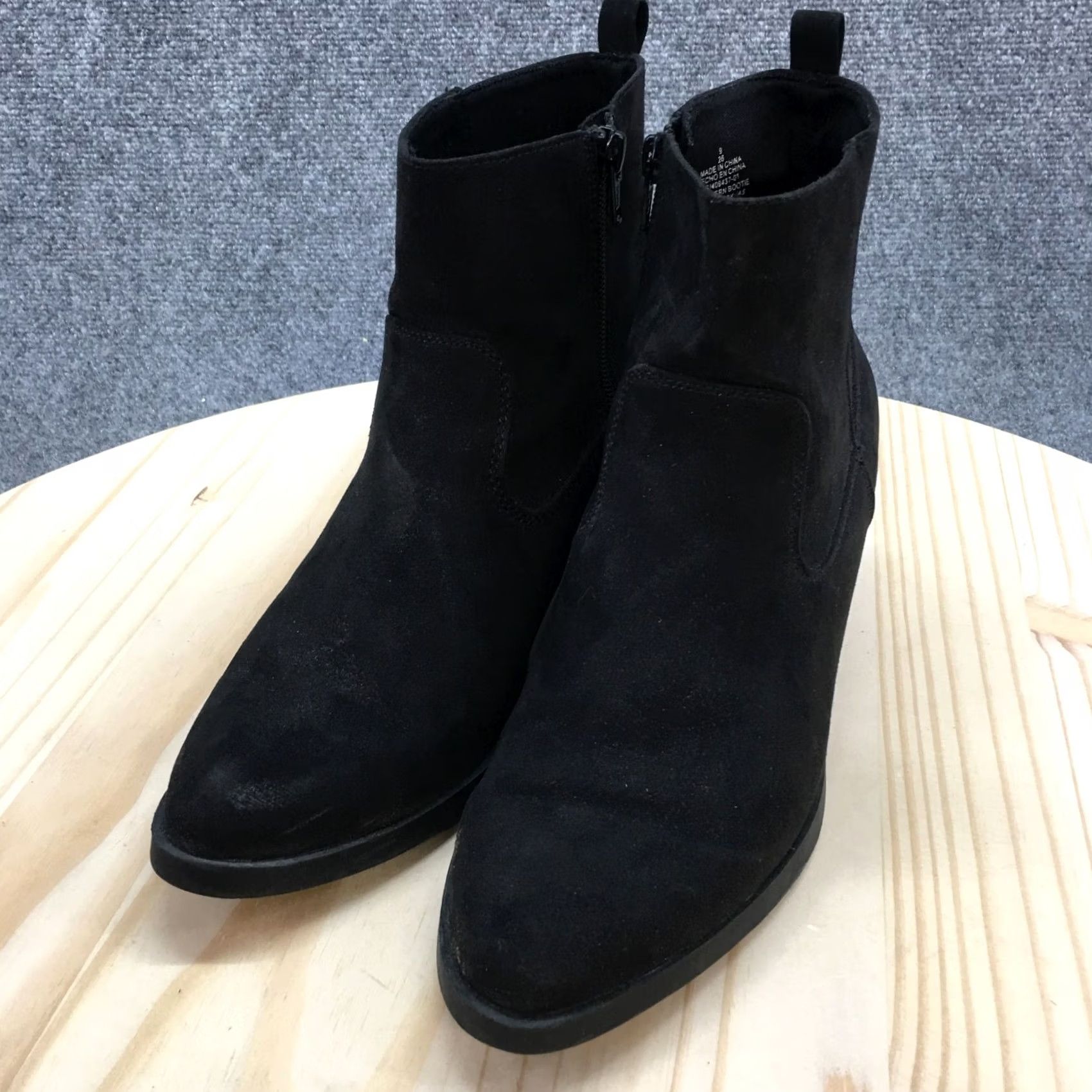 Old Navy Old Navy Chelsea Boots Womens 9 Black Suede Casual Chelsea Boot Matte Almond Toe Size US 9 / IT 39 - 3 Thumbnail