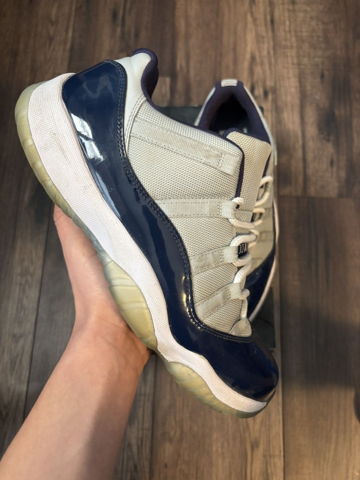 Jordan Brand Size 11 - Air Jordan 11 Low Georgetown Size US 11 / EU 44 - 4 Thumbnail