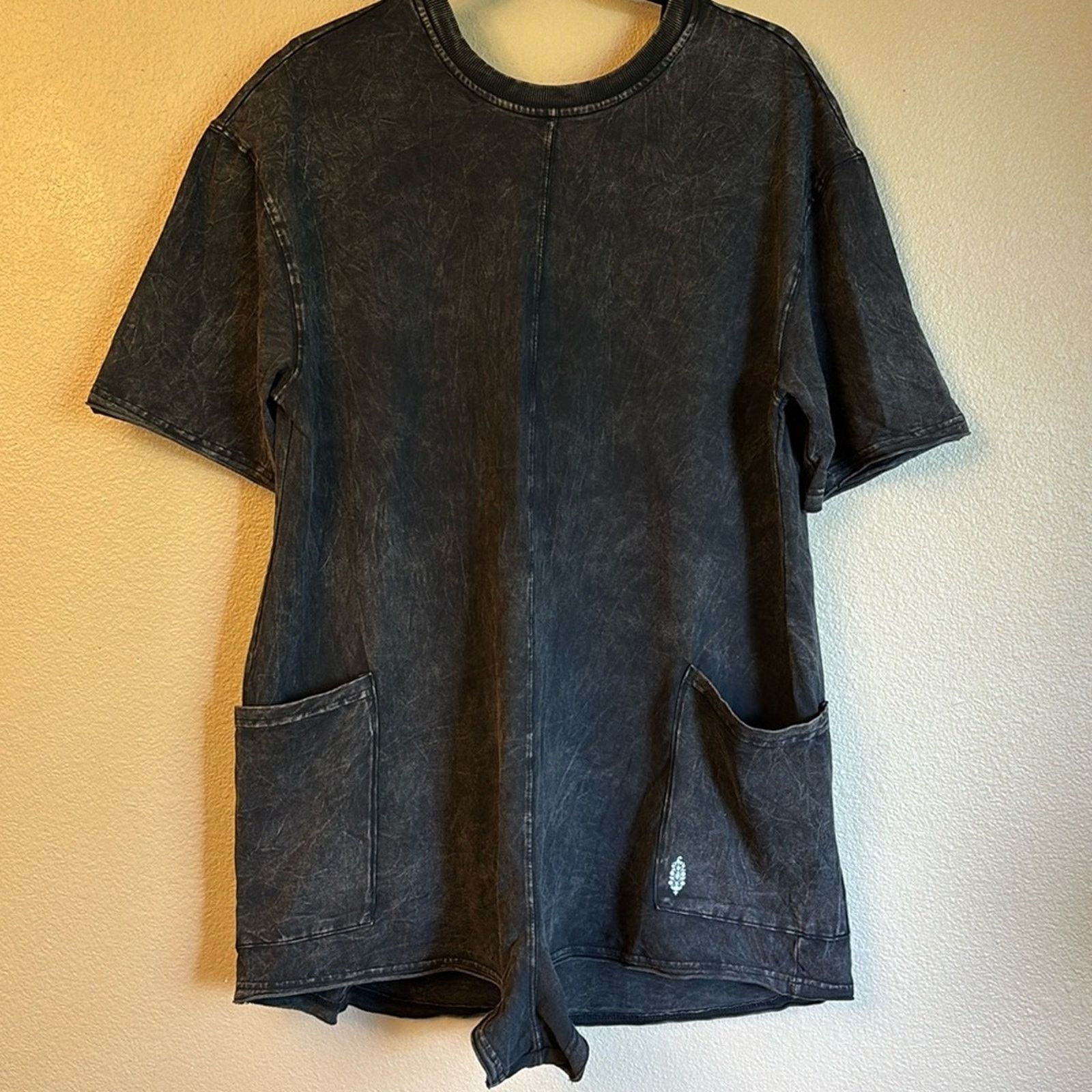 Free People FREE PEOPLE Movement HOT SHOT TEE ROMPER Shorts Washed Black Size 27" / US 4 / IT 40 - 2 Thumbnail