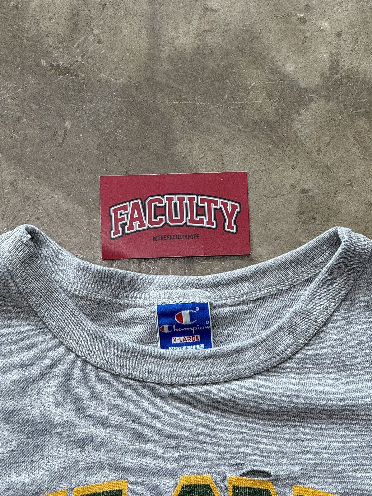 Champion × Vintage Vintage USA tag Champion Pine Crest XXL Tee Sz. XL Size US XL / EU 56 / 4 - 3 Thumbnail
