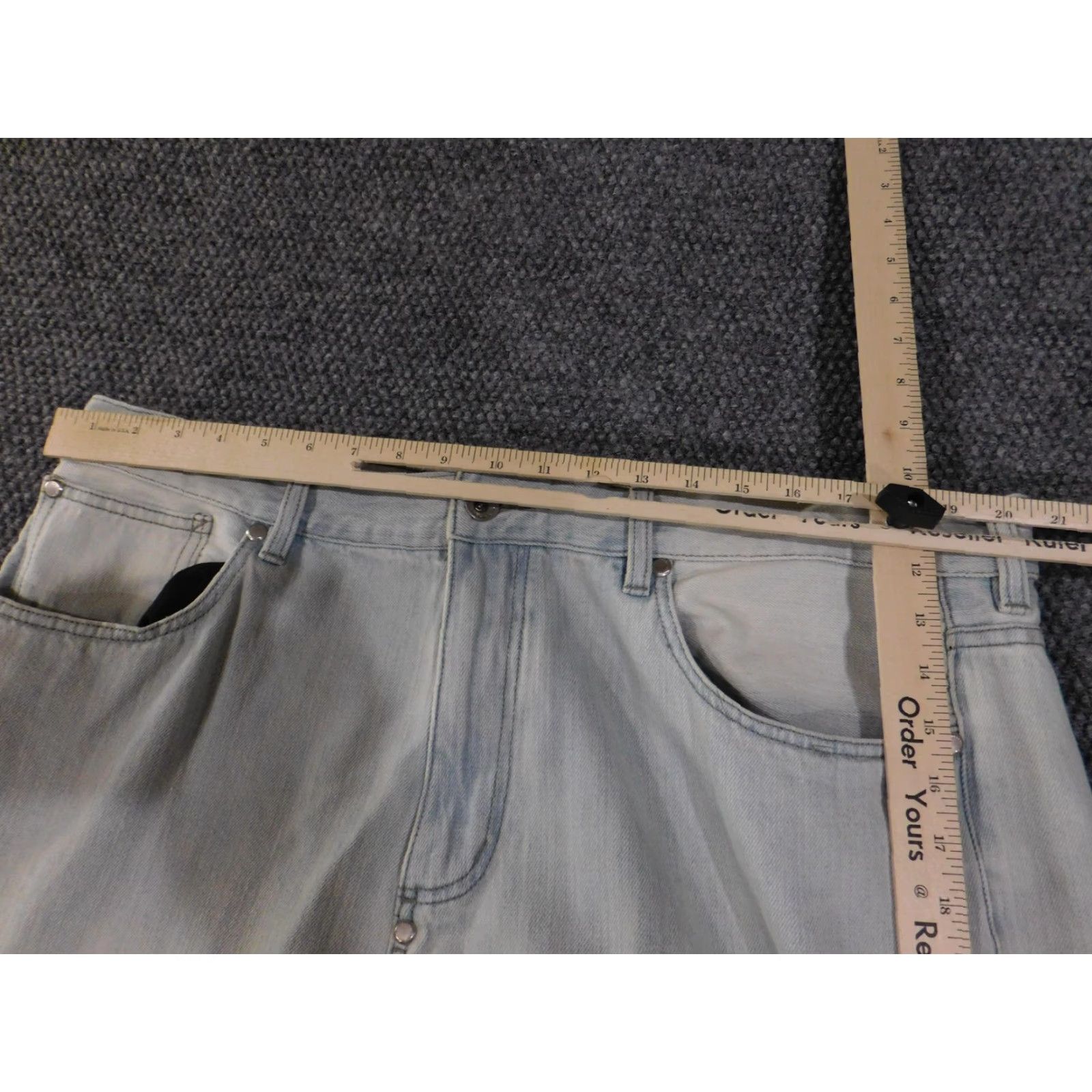 Sean John VINTAGE Sean John Jeans Mens 40 Light Wash Gray Hamilton Straight Leg Denim Distressed Size US 40 / EU 56 - 6 Thumbnail