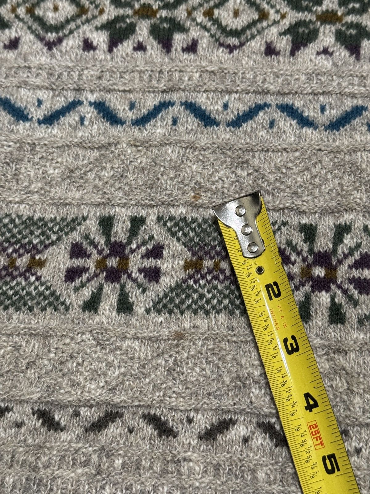 Van Heusen Vintage 90s Van Heusen Knit Wool Large Fair Isle Sweater Size US L / EU 52-54 / 3 - 9 Thumbnail