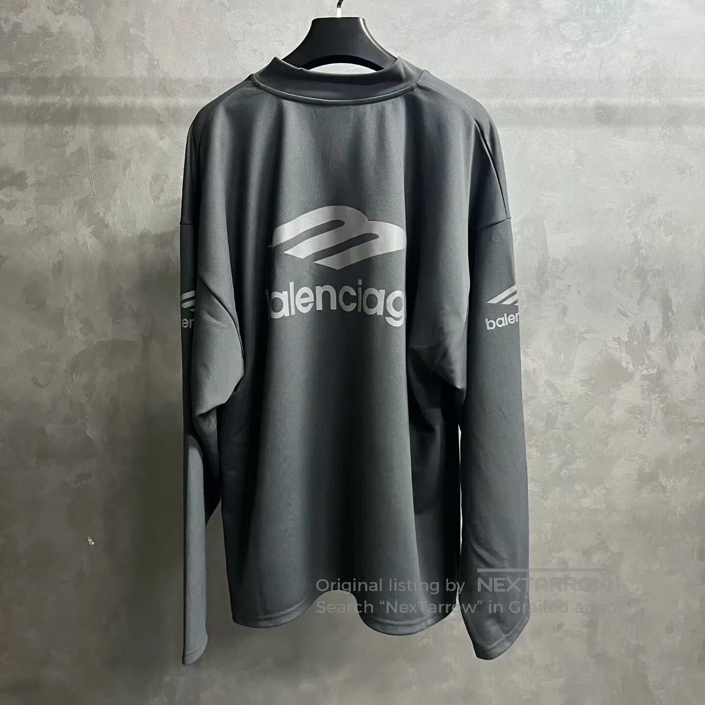 Balenciaga Balenciaga Gray patterned printed V-neck casual loose-fitt Size US XS / EU 42 / 0 - 3 Thumbnail