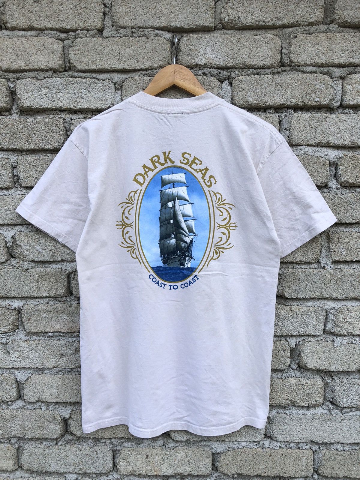 Dark Seas Division Vintage Y2K Dark Seas Division Streetwear Backhit Tshirt Size US M / EU 48-50 / 2 - 1 Thumbnail