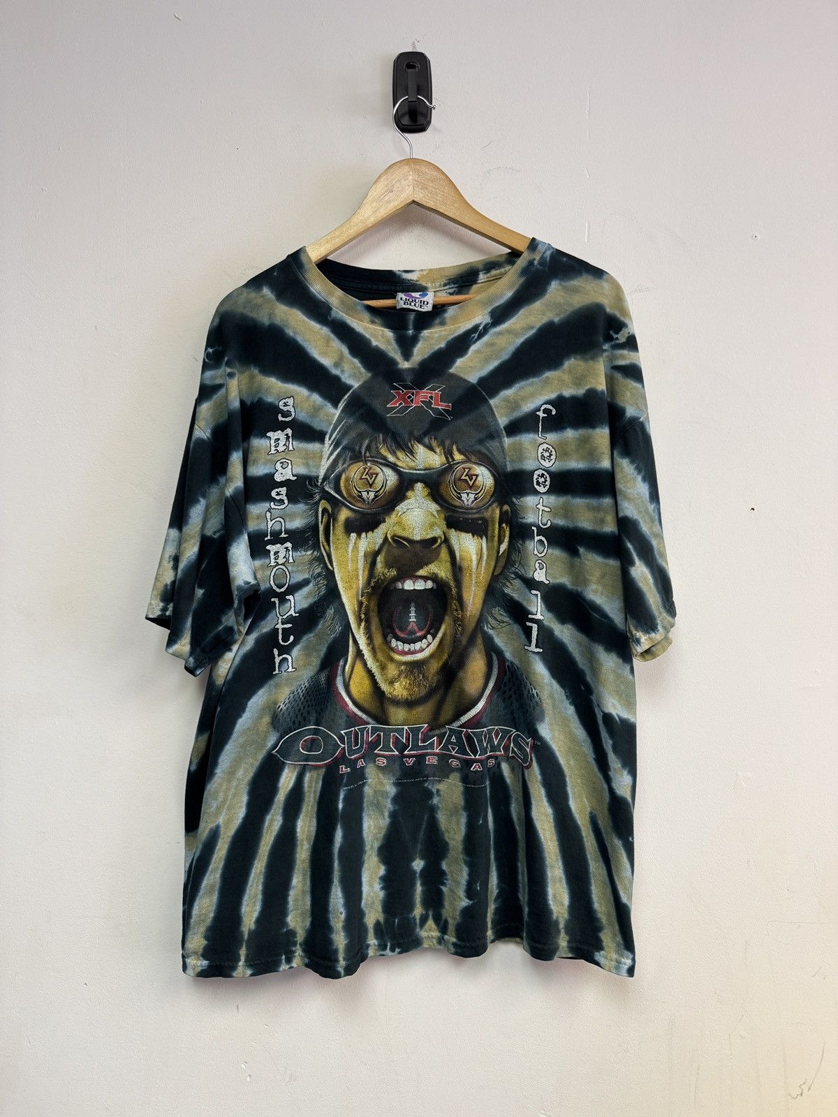 Vintage 2000 XFL Las Vegas Outlaws Tee Size US XL / EU 56 / 4 - 1 Thumbnail