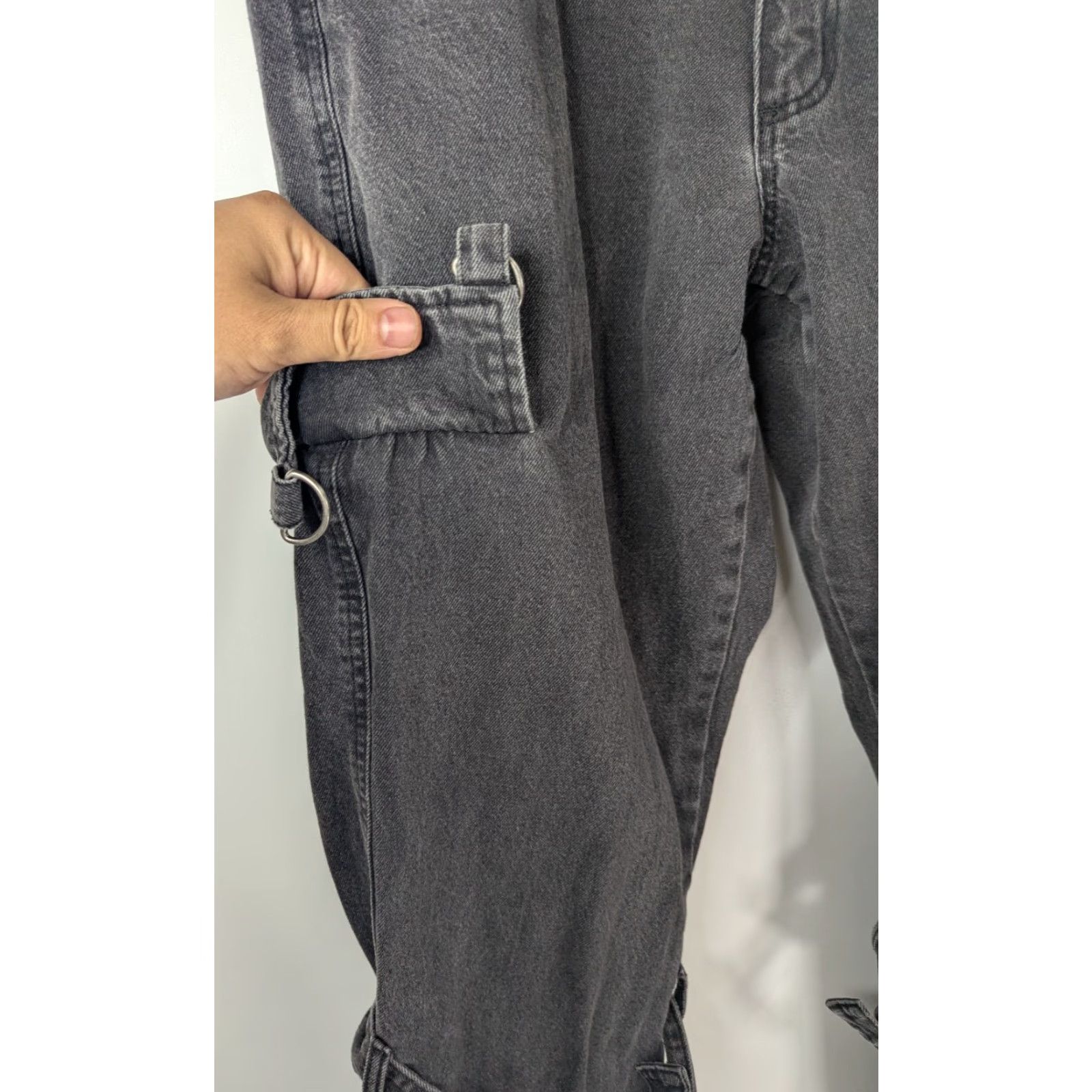 Hot Topic Hot Topic Mens Jeans 34x32 Cargo Jeans Buckle Strappy Pant Goth Punk Emo Distressed Black Cotton Denim Baggy 5-Pocket Mens Regular Modern Wear Size US 34 / EU 50 - 2 Thumbnail