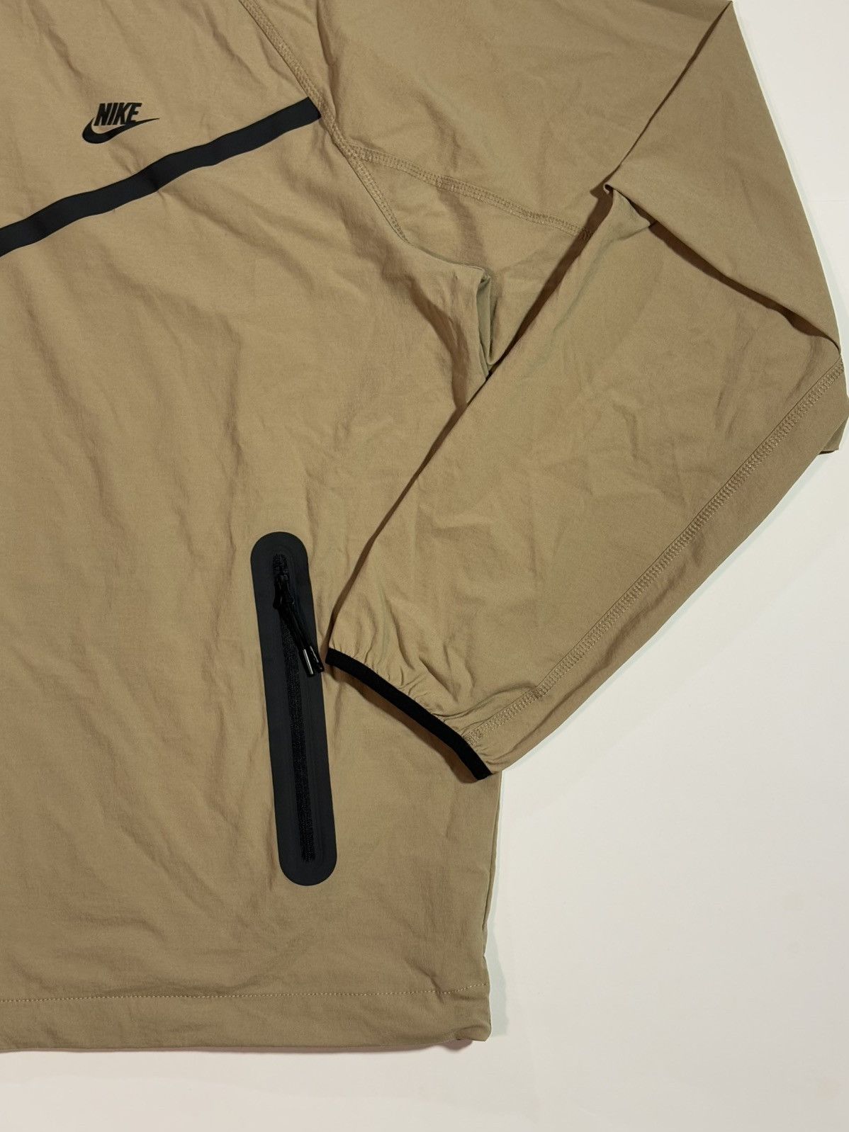 Other XLT Nike Tech Men's Woven Windrunner Jacket HM7151-297 Size US XL / EU 56 / 4 - 6 Thumbnail