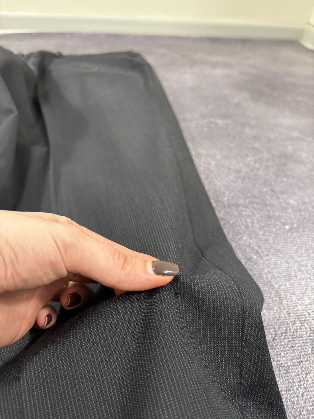 Hugo Boss Hugo Boss 3-Piece Men’s Luxury Classic Formal Wool Suit Size 44R - 11 Thumbnail