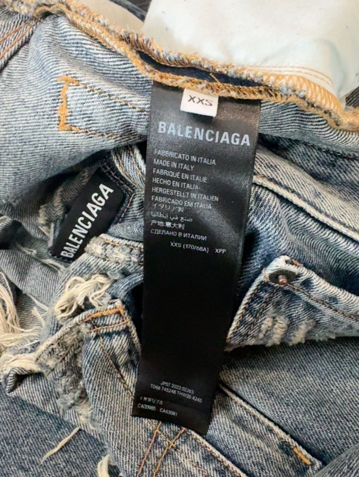Balenciaga Balenciaga distressed denim jeans Size US 32 / EU 48 - 6 Thumbnail