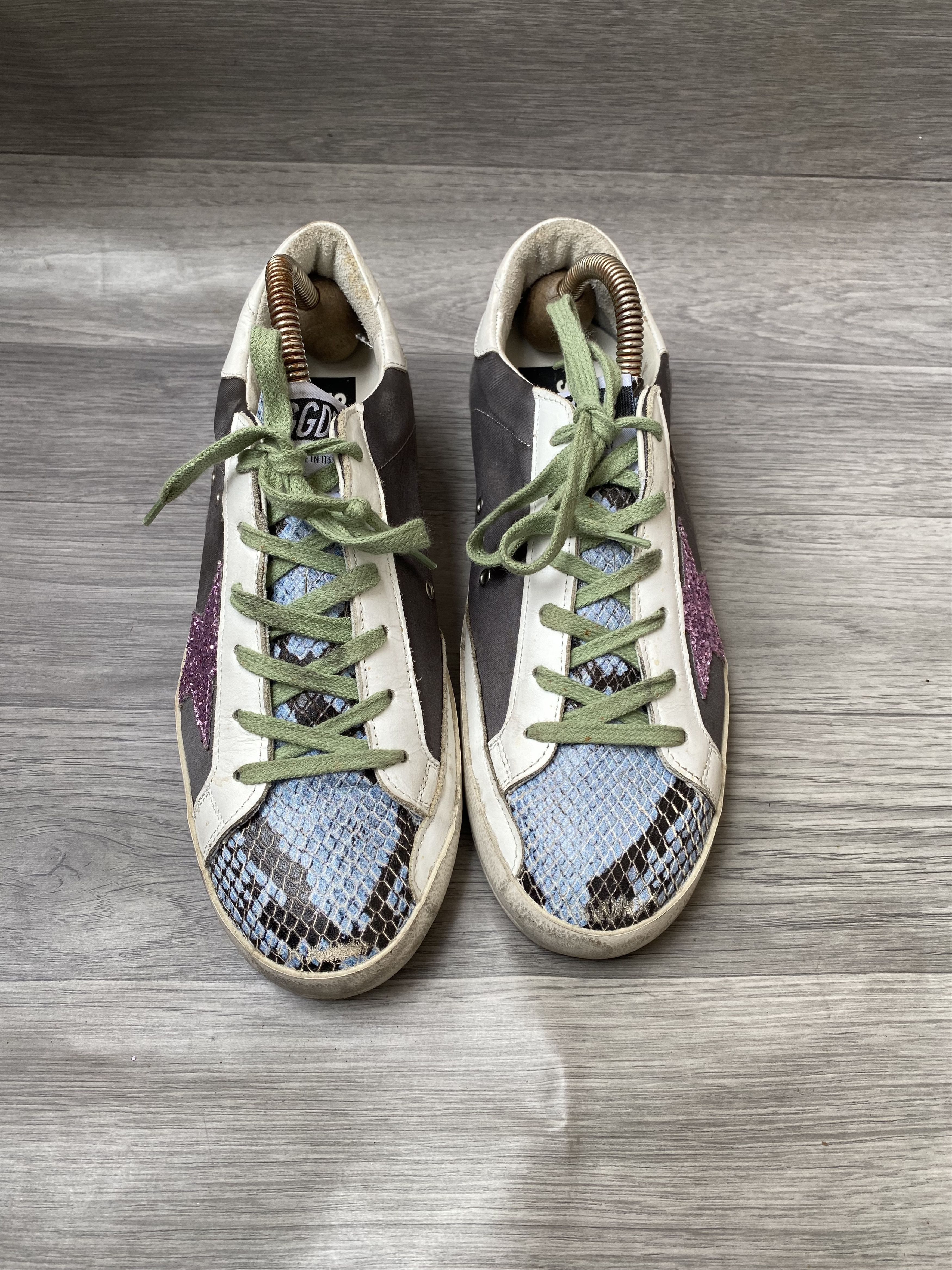 Golden Goose Golden goose superstar colourful low snake print sneakers Size US 9 / IT 39 - 1 Thumbnail