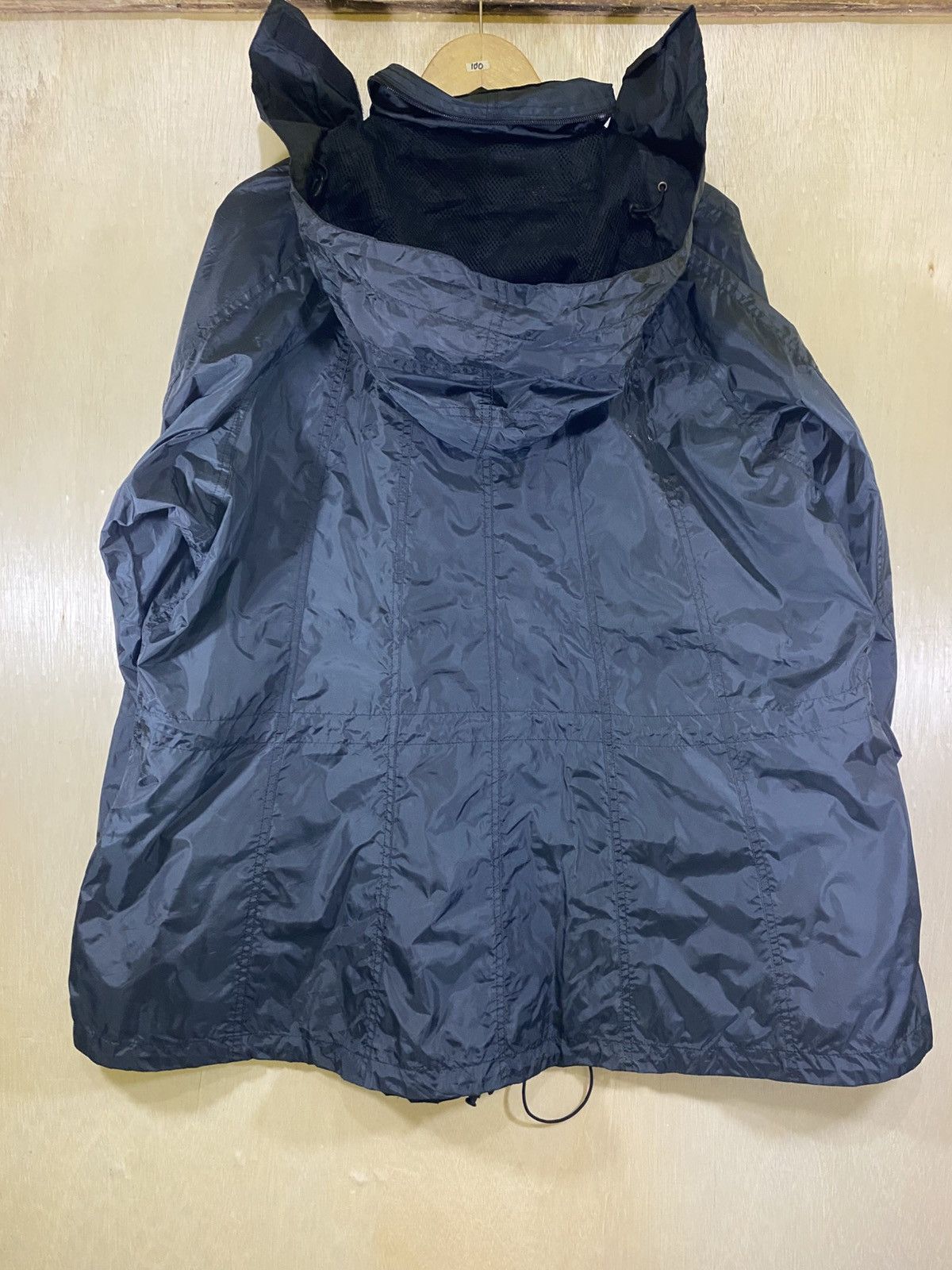 Issey Miyake parachute mask hooded Size US M / EU 48-50 / 2 - 4 Thumbnail