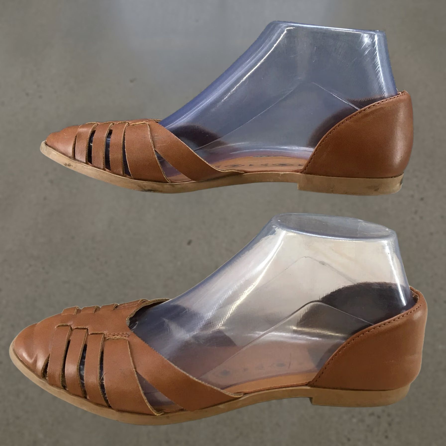 Dolce Vita Dolce Vita Shoes Womens 6 Huaraches Slip On Brown Leather Flats Casual Low Top Shoes Brown Leather Flat 6 Womens Slip-On Casual Shoes Size M / US 6-8 / IT 42-44 - 1 Thumbnail