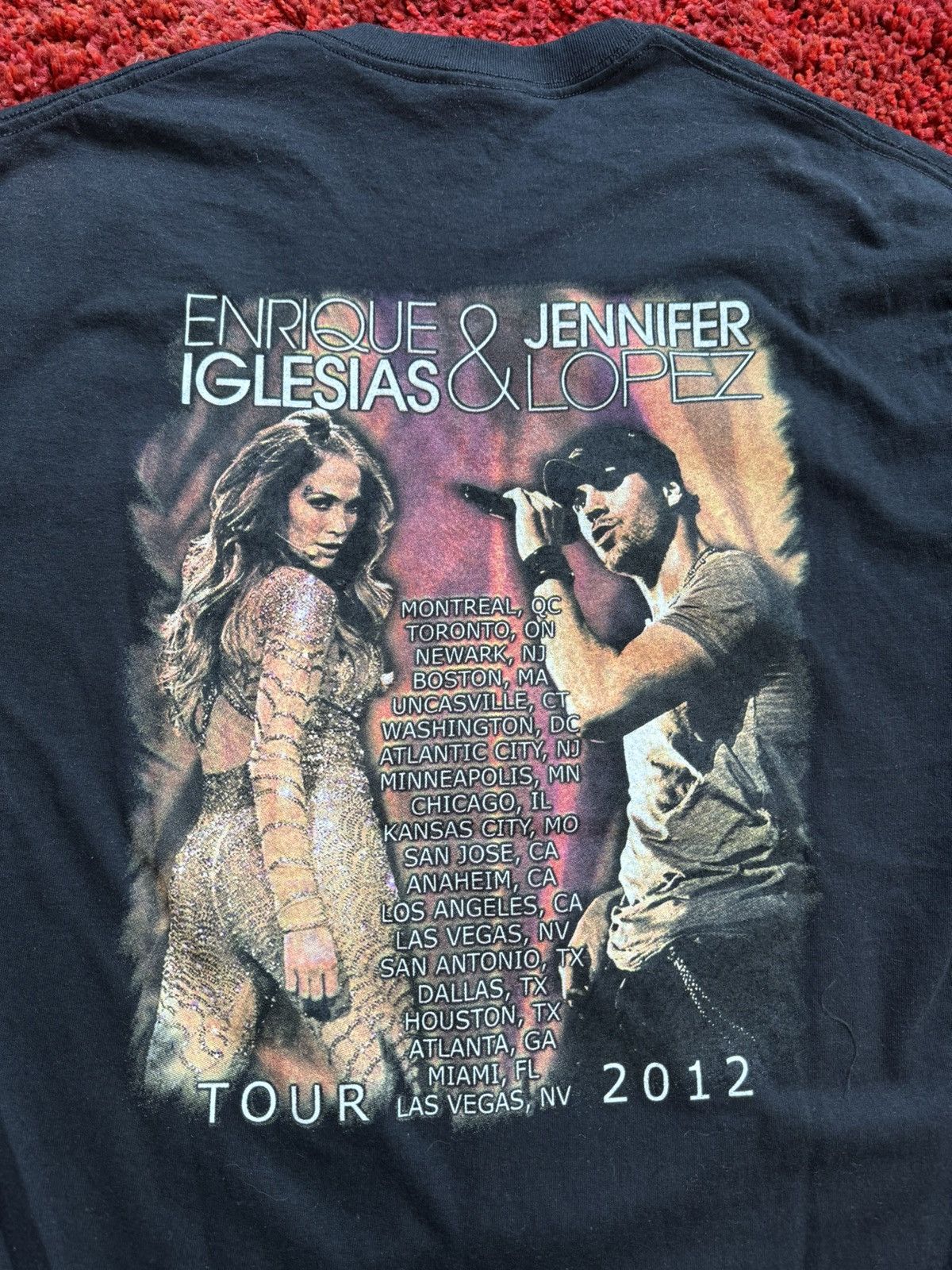 Band Tees × Rap Tees 2012 Jennifer Lopez Concert Spanish Latin Tour Rap T-Shirt Size US L / EU 52-54 / 3 - 2 Thumbnail