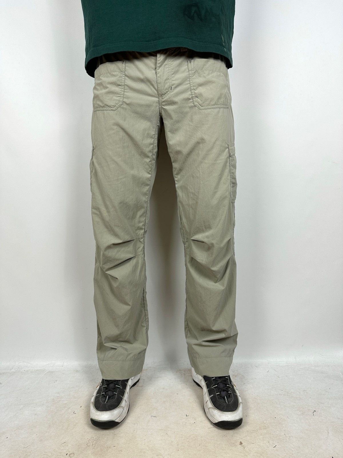 Arc'teryx Vintage Arcteryx Nylon Light Grey Cargo Pants Travis Style Size US 31 - 3 Thumbnail
