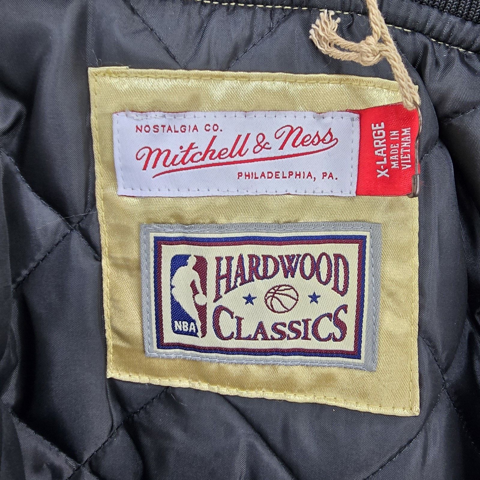 Mitchell & Ness Mitchell & Ness NBA Chicago Bulls 1998 Finals Jacket XL Size US XL / EU 56 / 4 - 9 Thumbnail