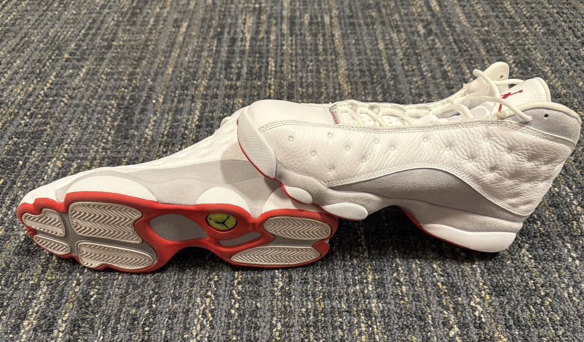 Jordan Brand Retro Jordan 13 Wolf Grey Size 10.5 Size US 10.5 / EU 43-44 - 2 Thumbnail