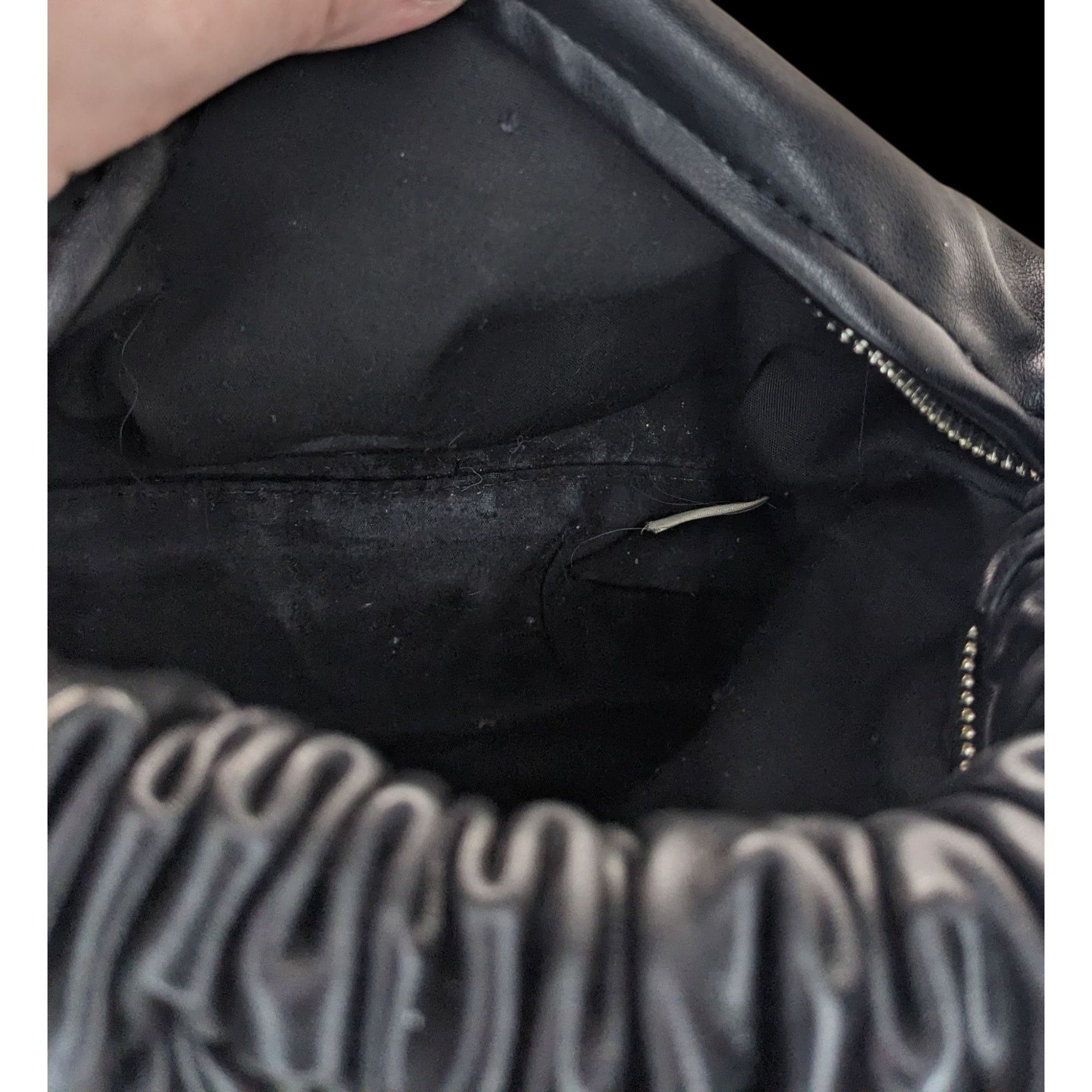Other Black Faux Leather Scrunch Handle Shoulder Bag With Zipper C Size ONE SIZE - 4 Thumbnail