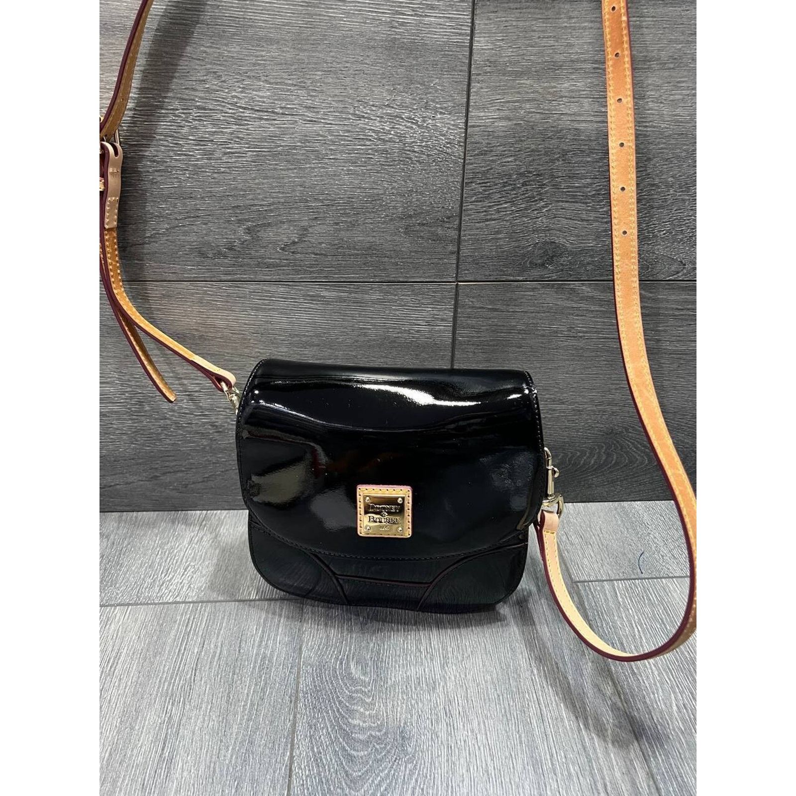 Dooney & Bourke Dooney & Bourke Patent Leather Saddle Bag Black, bag A667762 Size ONE SIZE - 4 Thumbnail