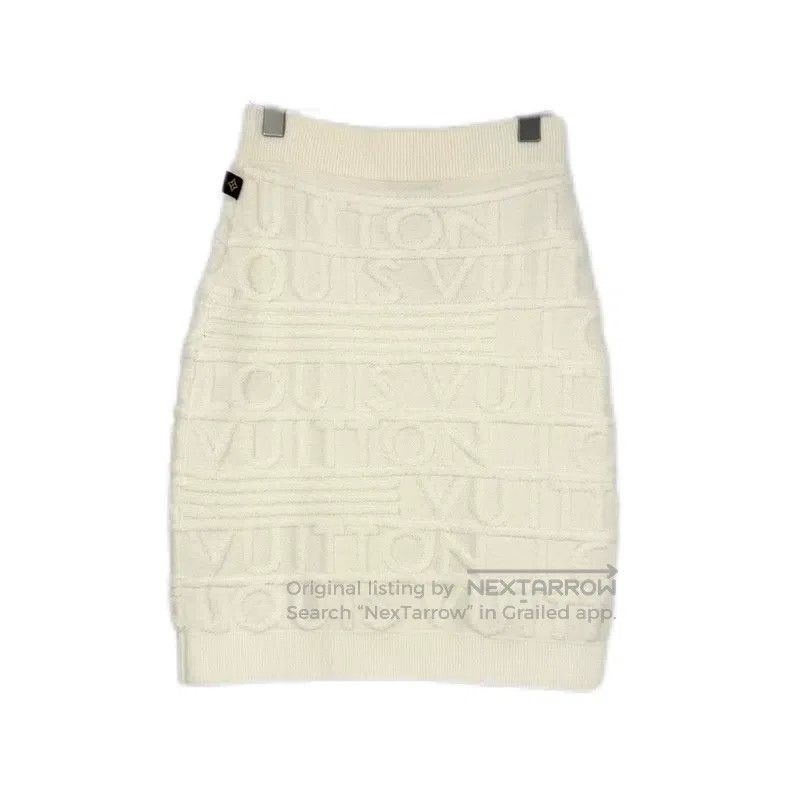 Louis Vuitton Louis Vuitton size s White monogram logo sheep wool nylon s Size 24" / US 00 / IT 34 - 2 Thumbnail