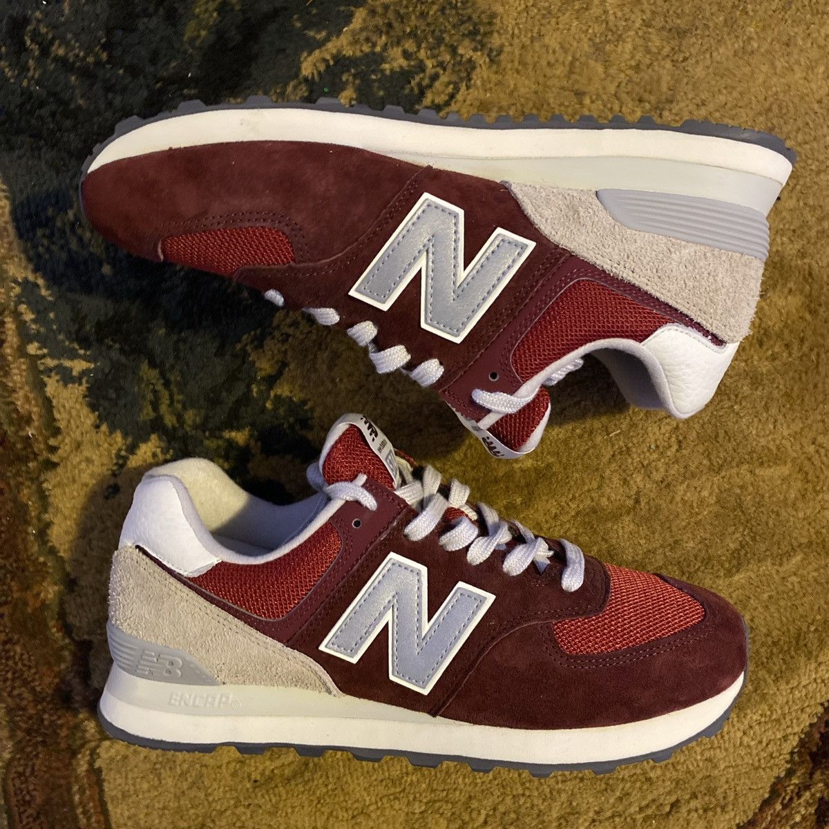 New Balance New Balance 574 Lunar New Year - Classic Crimson Size 8.5 Size US 8.5 / EU 41-42 - 1 Thumbnail