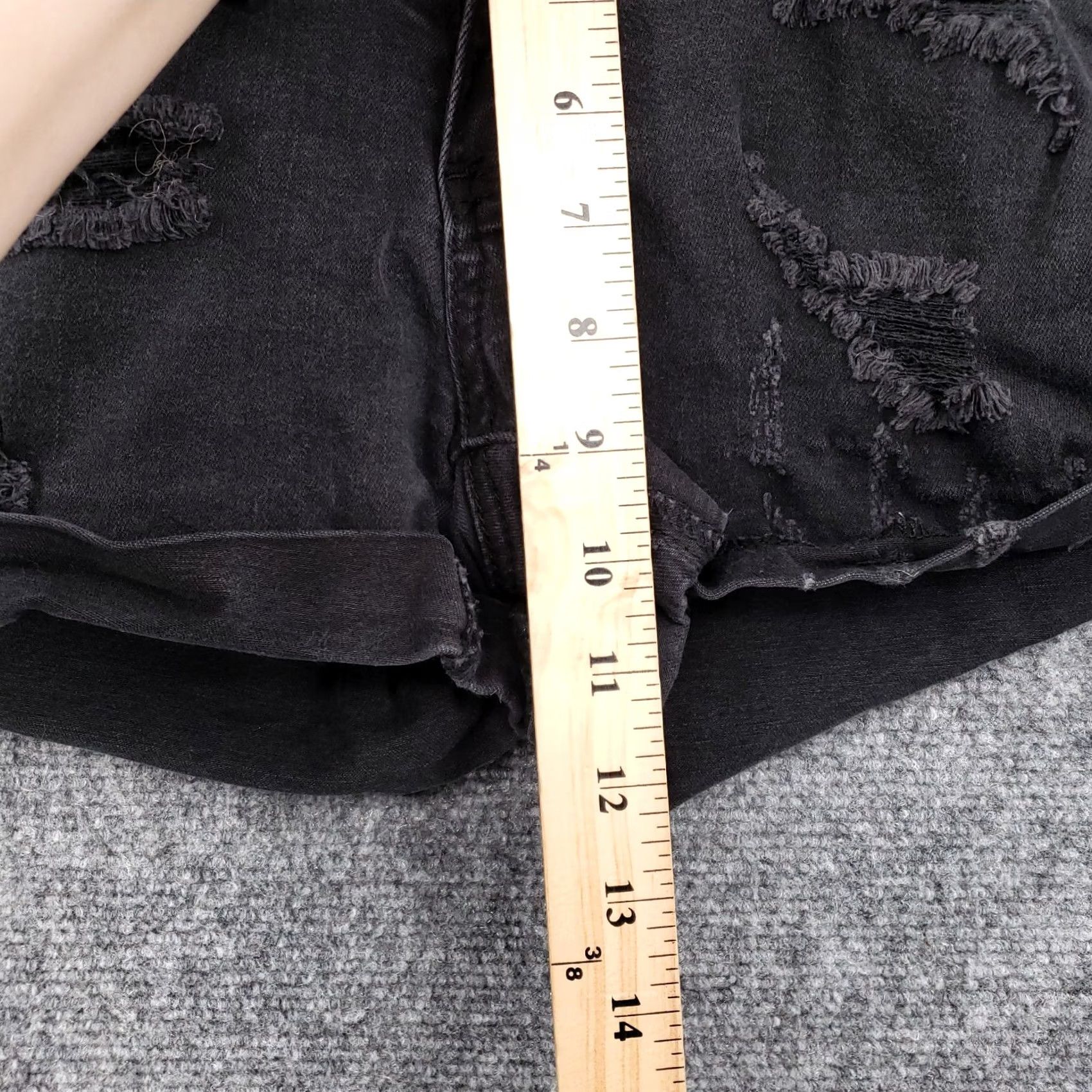 Vintage KanCan Shorts Womens Black Hot Pants Size 7 Dark Wash Denim Mid Rise Distressed Size 27" / US 4 / IT 40 - 5 Thumbnail