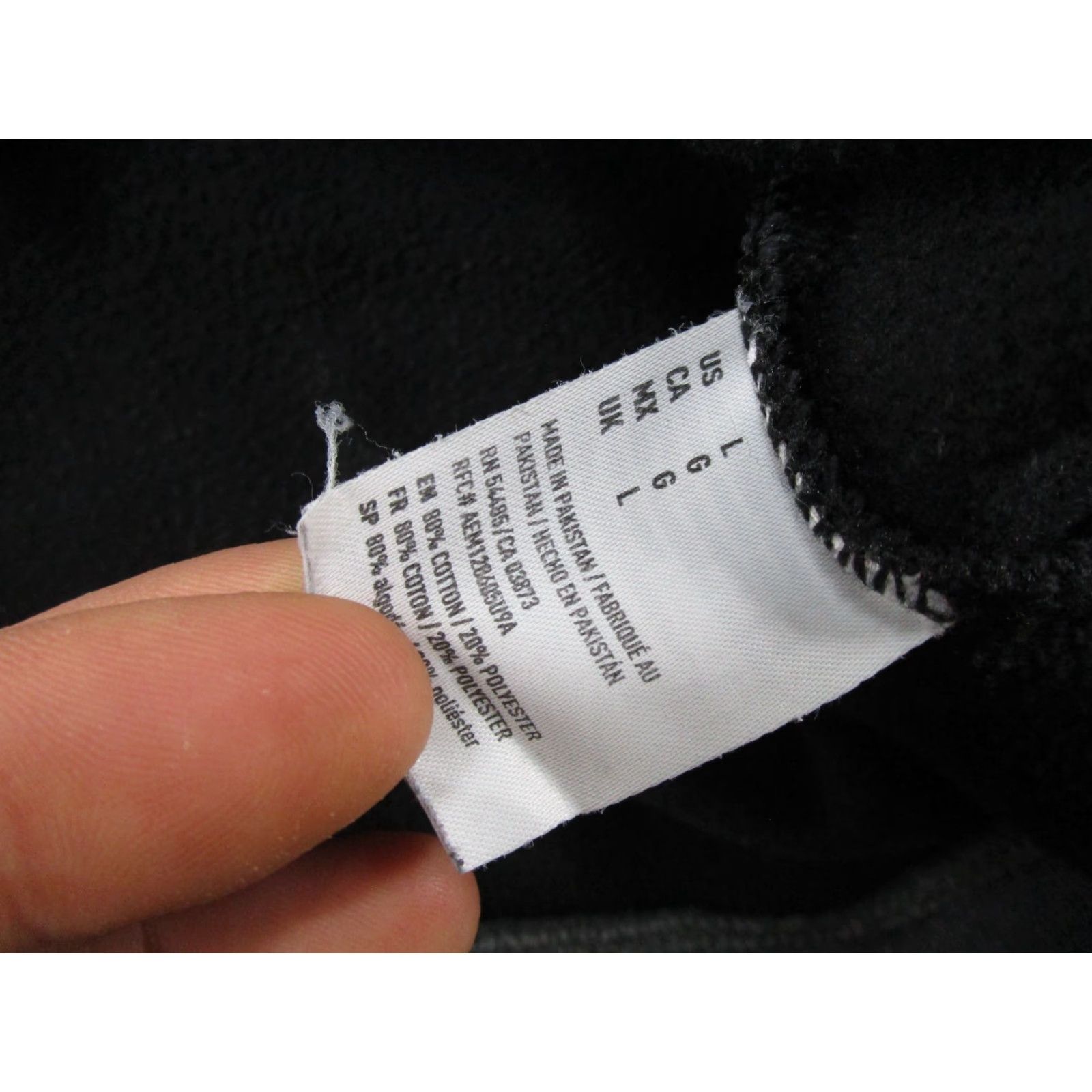 American Eagle Outfitters VINTAGE American Eagle Outfitters Hoodie Pullover Mens Size L Black Grunge SK8 Read Sports Winter Fall Spring All Seasons Hooded Mens Size US L / EU 52-54 / 3 - 7 Thumbnail