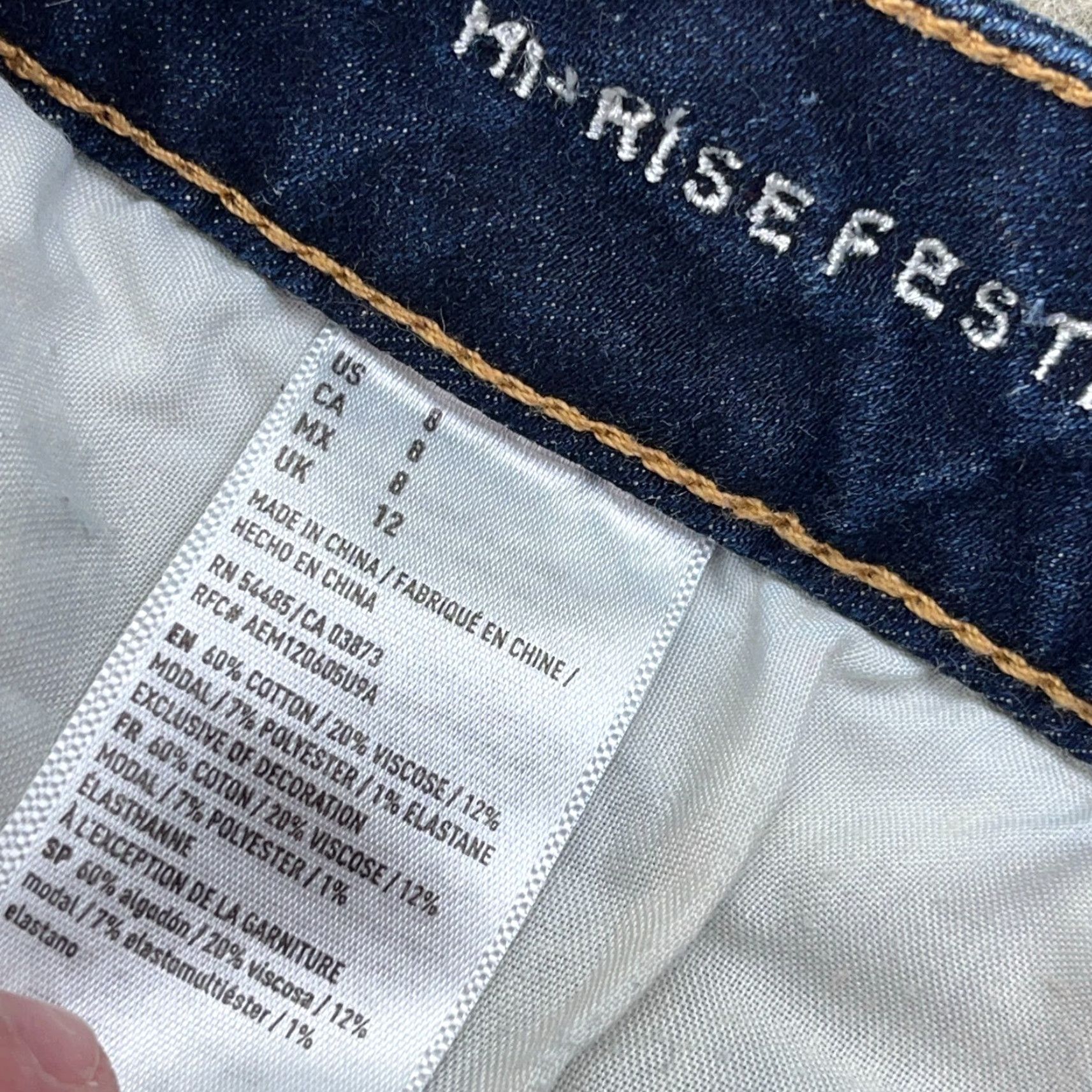 American Eagle Outfitters VINTAGE: No (skip) American Eagle Shorts Women 8 Cut Off Hi Rise Festival Jorts Dark Wash Raw Hem Size 26" / US 2 / IT 38 - 4 Thumbnail