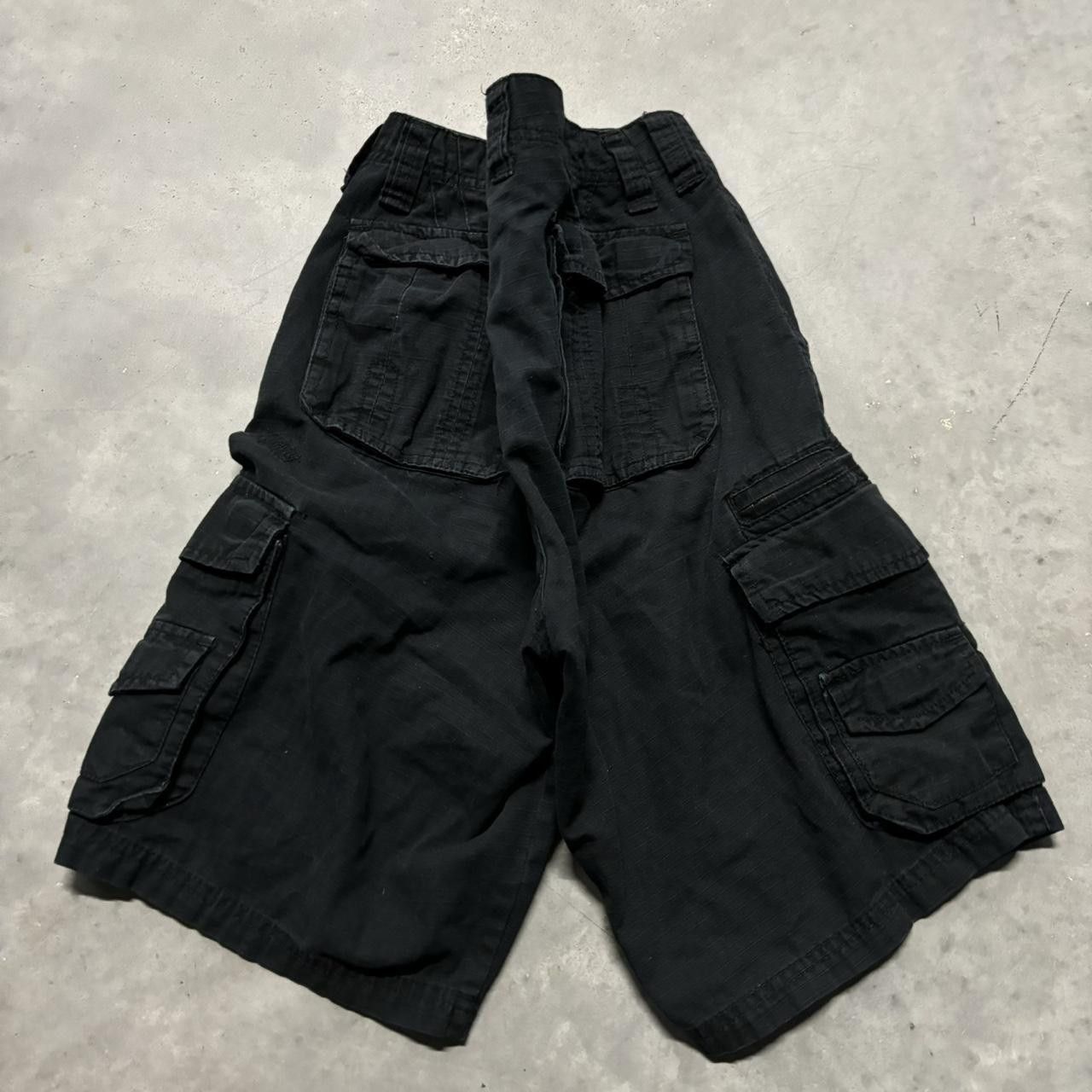Japanese Brand × Vintage Crazy Vintage Y2K/2000s Black Grunge Skater Style Cargo Shorts! Size US 28 / EU 44 - 5 Thumbnail