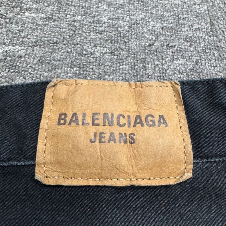Balenciaga Balenciaga size XS Washed and used wide-leg jeans Size US 26 / EU 42 - 6 Thumbnail
