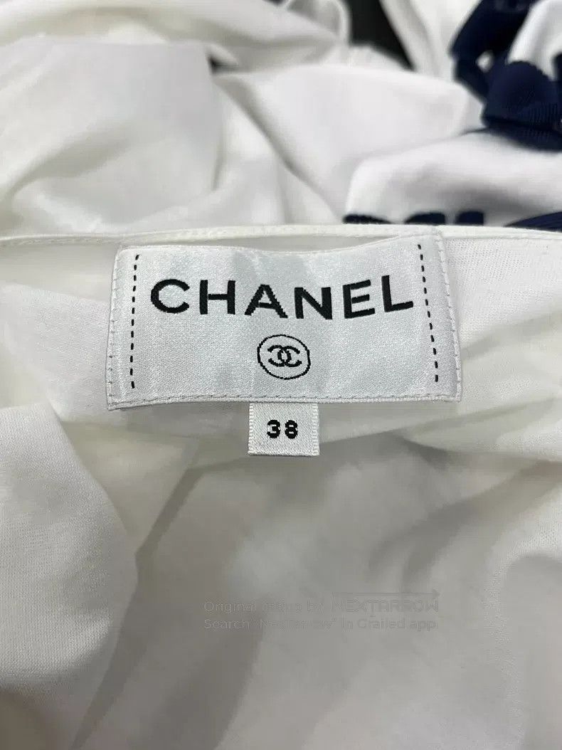 Chanel Chanel 21c handmade beaded bow blue bead short sleeves Size XS / US 0-2 / IT 36-38 - 4 Thumbnail