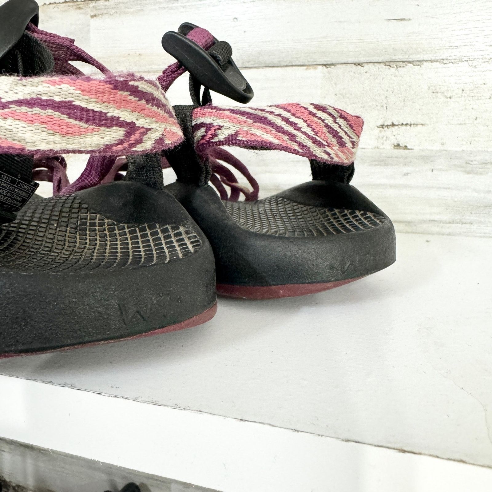 Chaco Chaco Hiking Sandals, Narrow Straps, Pink/Purple, Size 7 Size US 7 / IT 37 - 3 Thumbnail