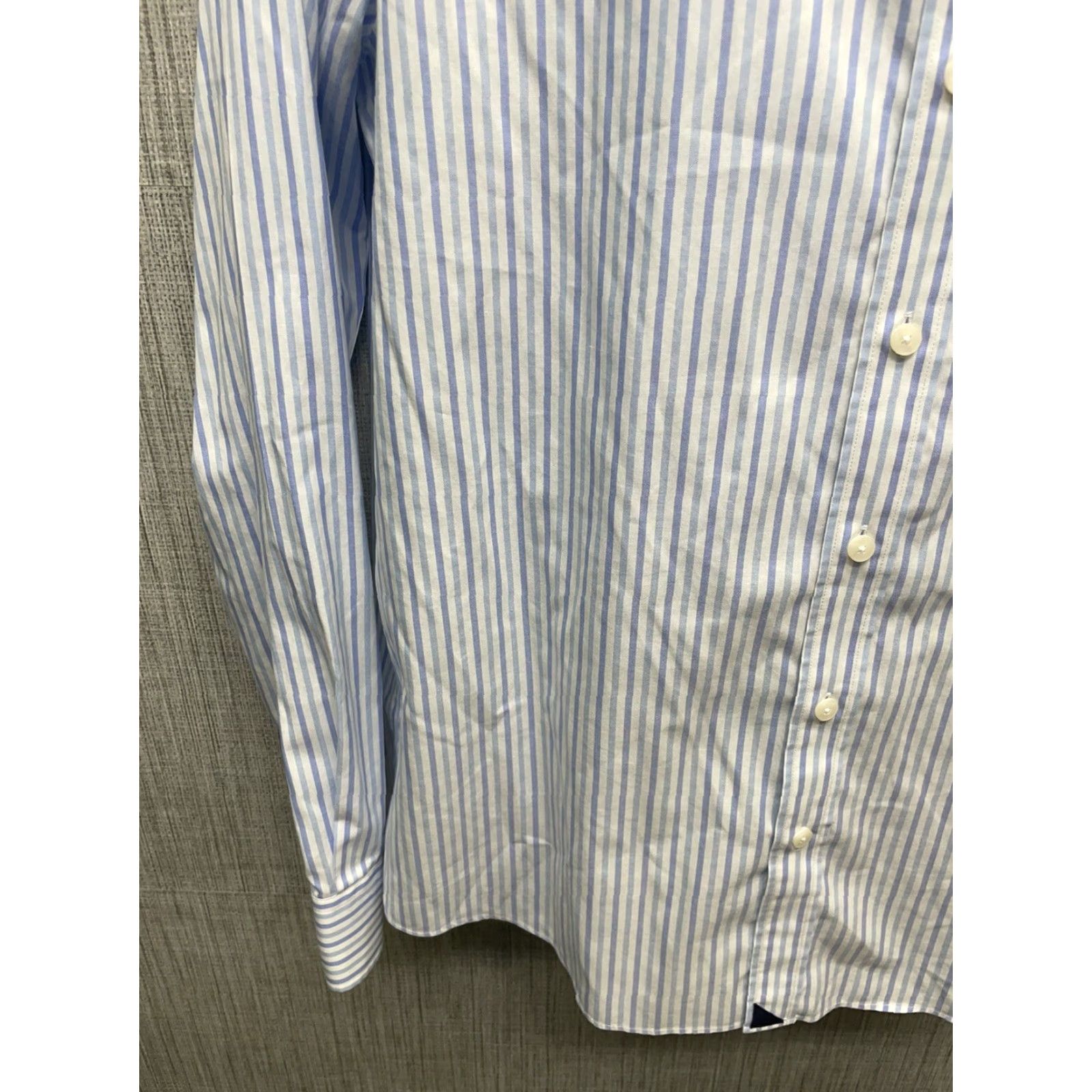 UNTUCKit UNTUCKit Two-Ply Cotton Light Blue Long Sleeve Button Down Shirt Mens XL Size US XL / EU 56 / 4 - 4 Thumbnail