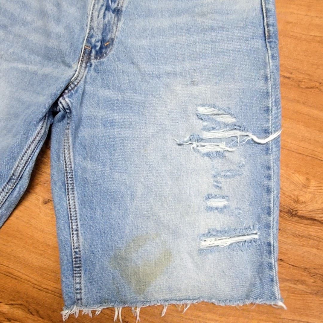 Levi's Levi's Distressed Denim Shorts Ripped Light Wash Blue 34 Size US 34 / EU 50 - 7 Thumbnail