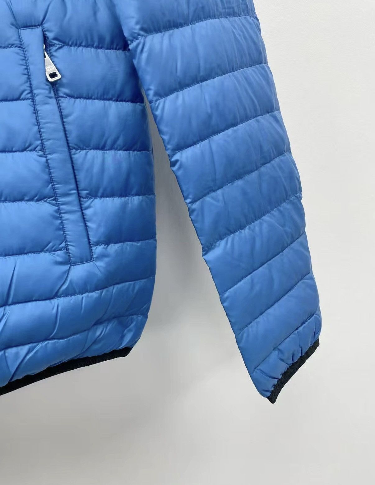 Prada PRADA Goose Down Jacket J30 Size US L / EU 52-54 / 3 - 5 Thumbnail