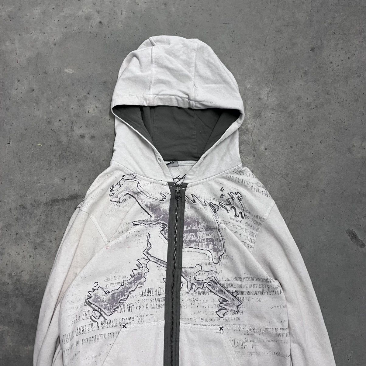 Oakley × Vintage CRAZY Y2K Vintage Oakley Women's Zip Up Skull Embroidered M Size M / US 6-8 / IT 42-44 - 8 Thumbnail