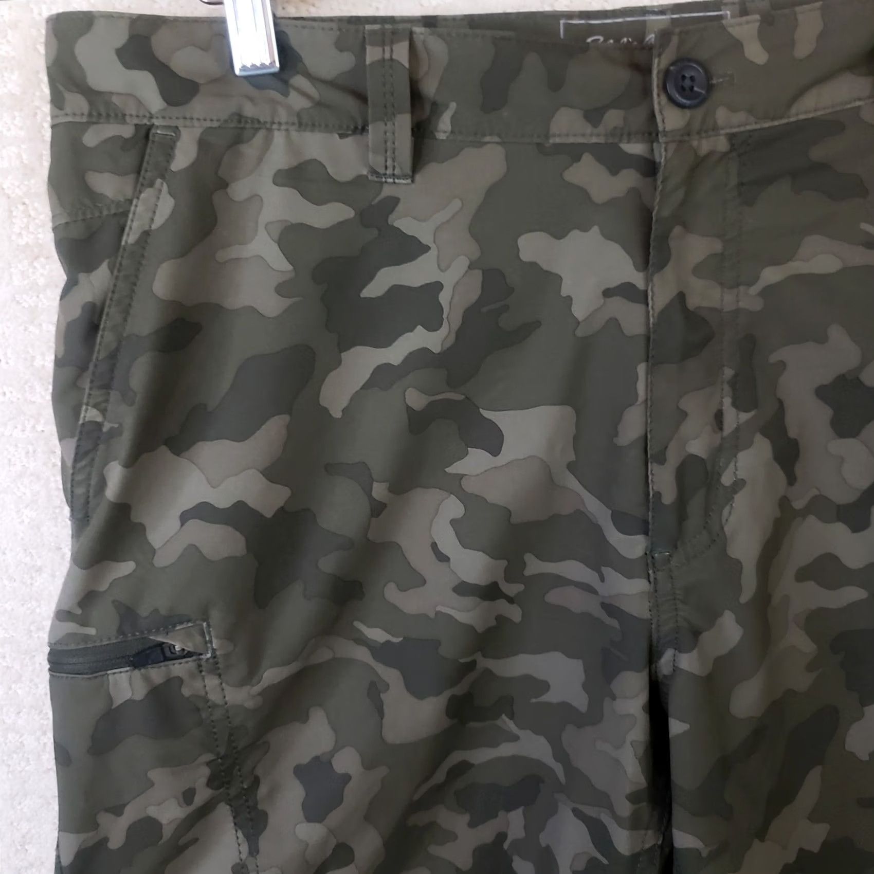 Eddie Bauer Eddie Bauer Flexion Amphib Shorts Men 34W Green Camo Cargo Pocket 10in Inseam Regular Rise Size US 34 / EU 50 - 2 Thumbnail