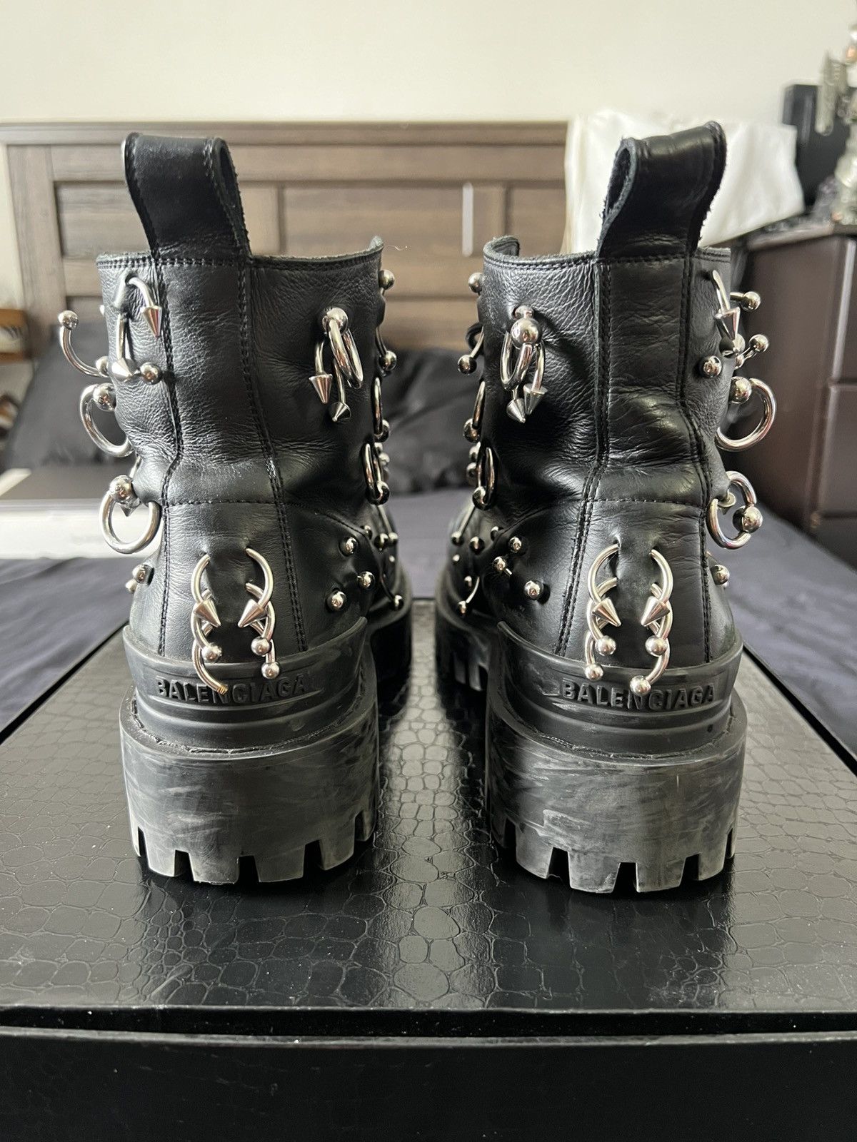 Balenciaga Balenciaga Pierced Strike Boots Size US 9.5 / EU 42-43 - 6 Thumbnail