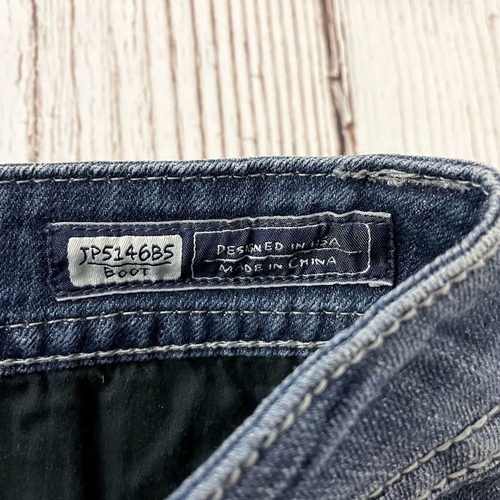 Miss Me Miss Me Jeans Bootscut Denim Blue Women 30 Medium Wash Jeans Womens Size 30 Miss Me Blue Denim Jeans Women's 30 Size 30" / US 8 / IT 44 - 4 Thumbnail